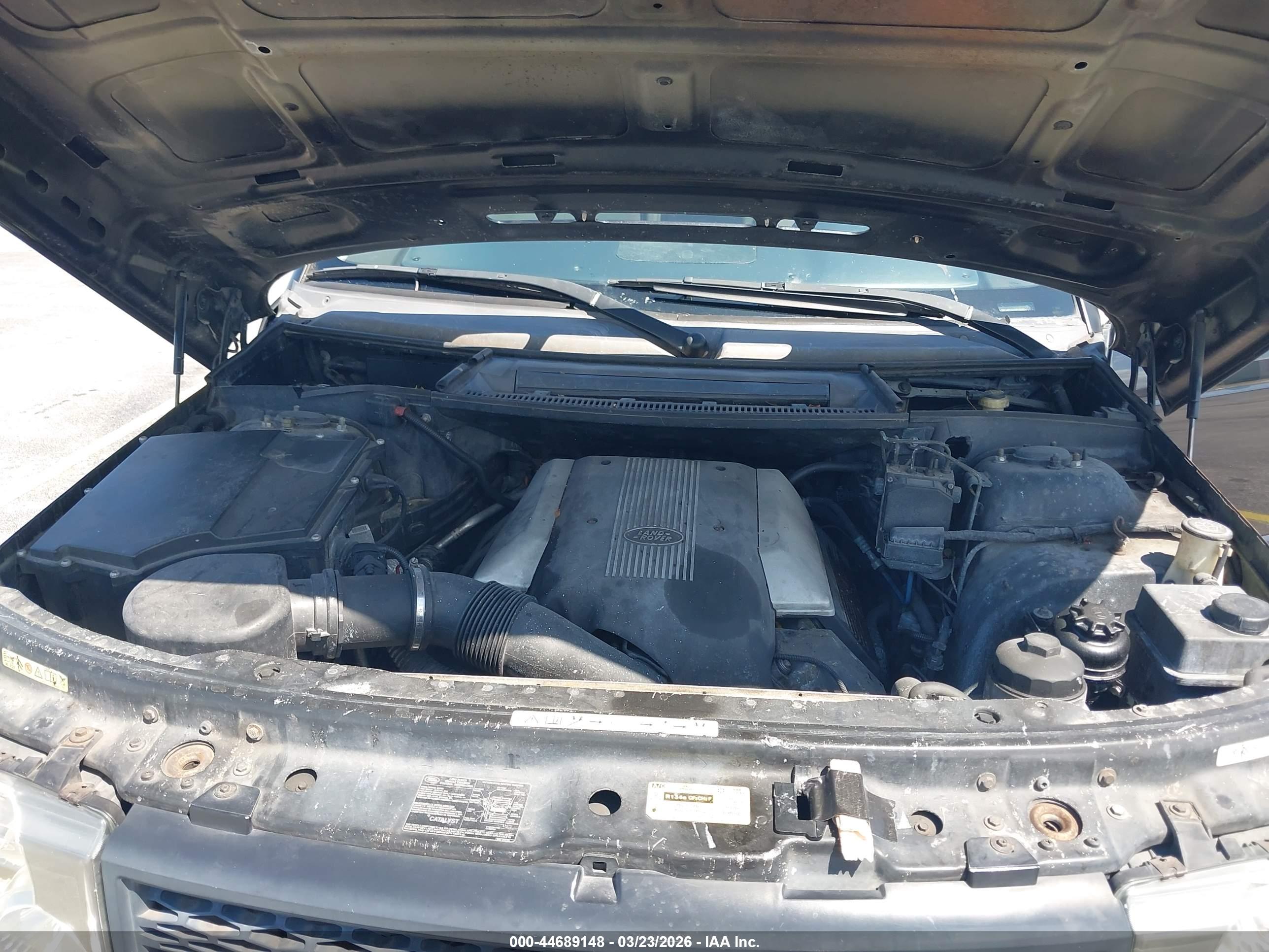 LAND ROVER image 10