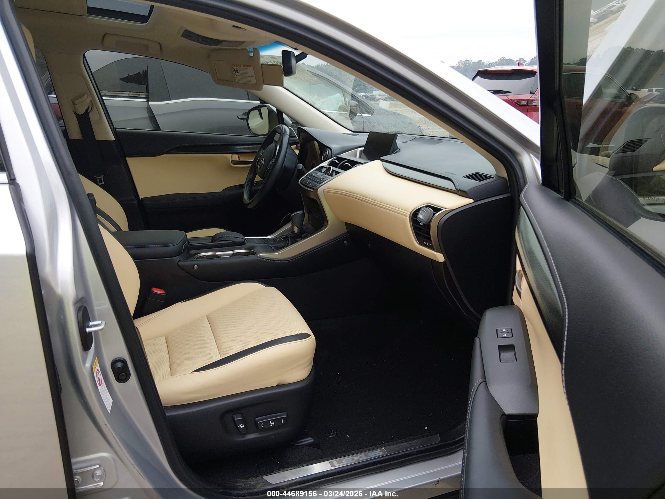LEXUS NX image 5