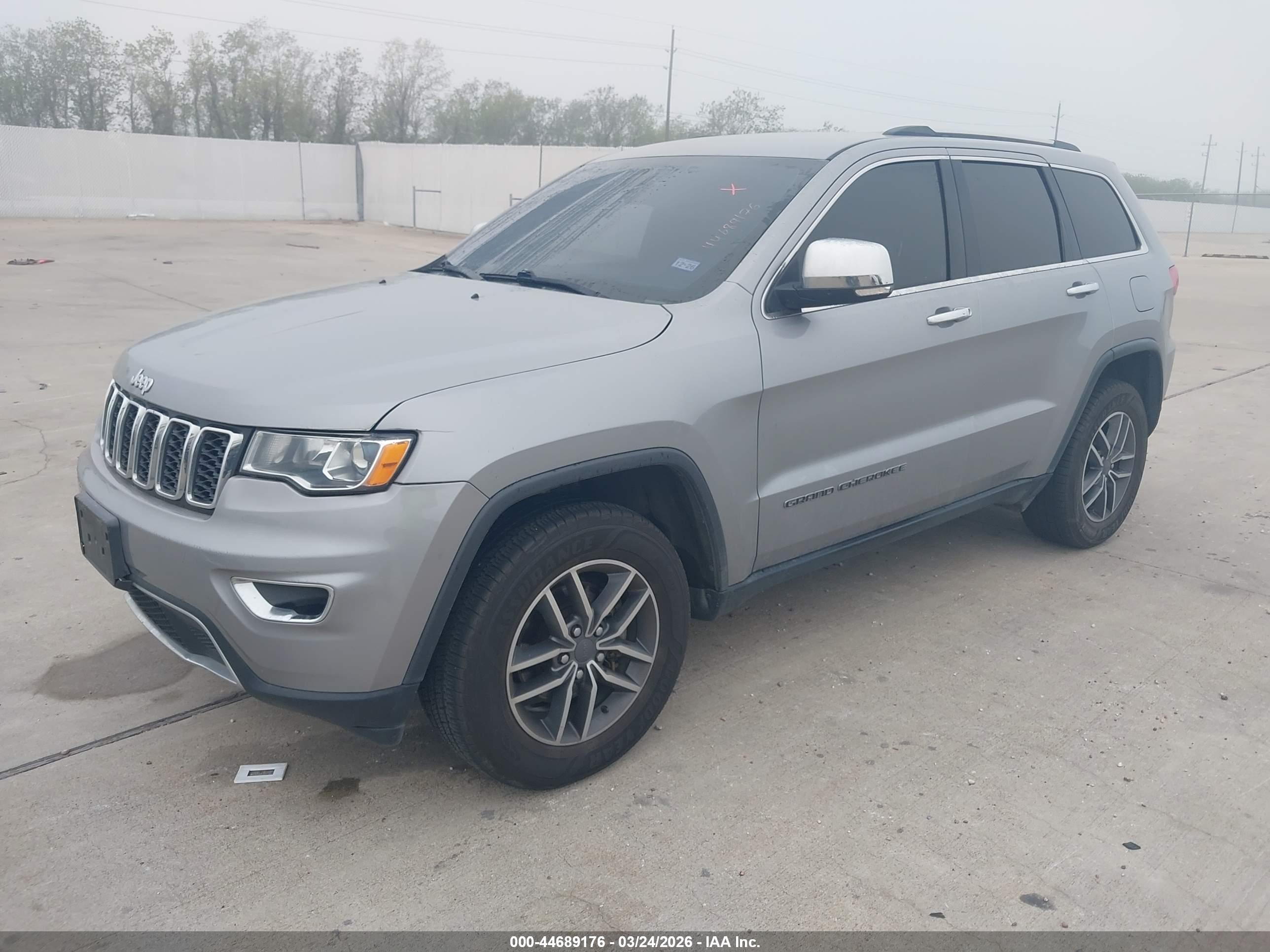 JEEP GRAND image 2
