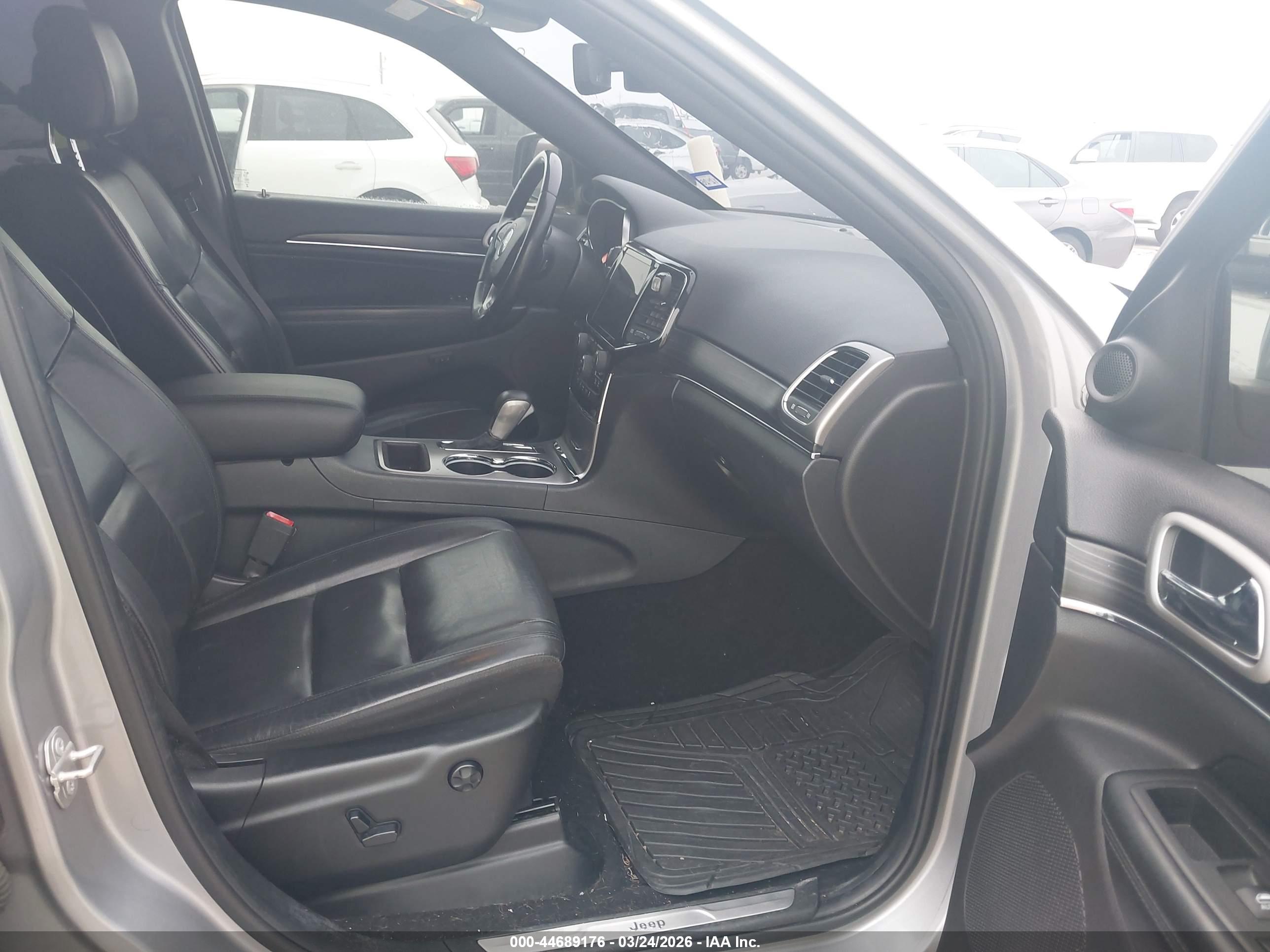 JEEP GRAND image 5