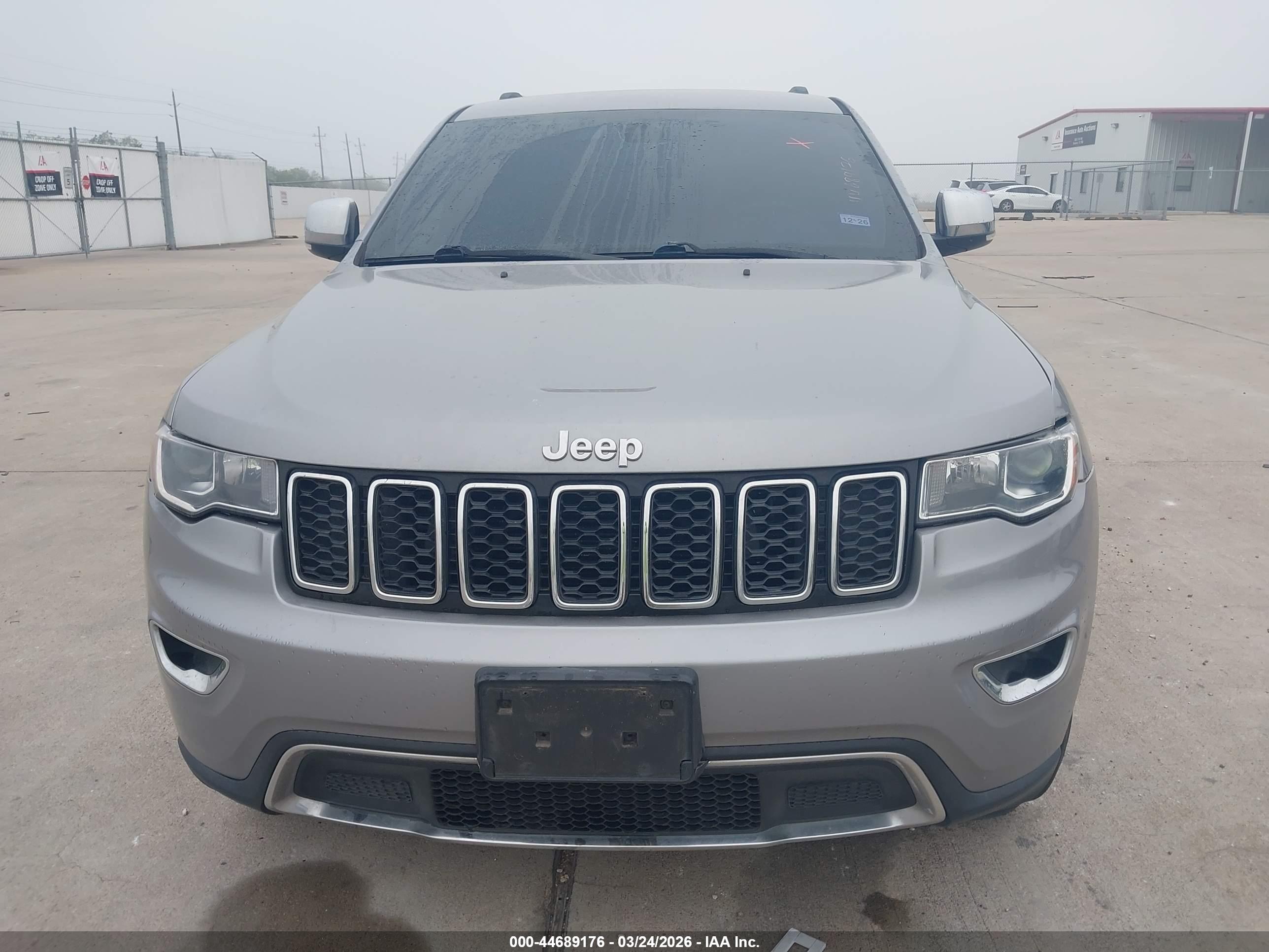 JEEP GRAND image 6
