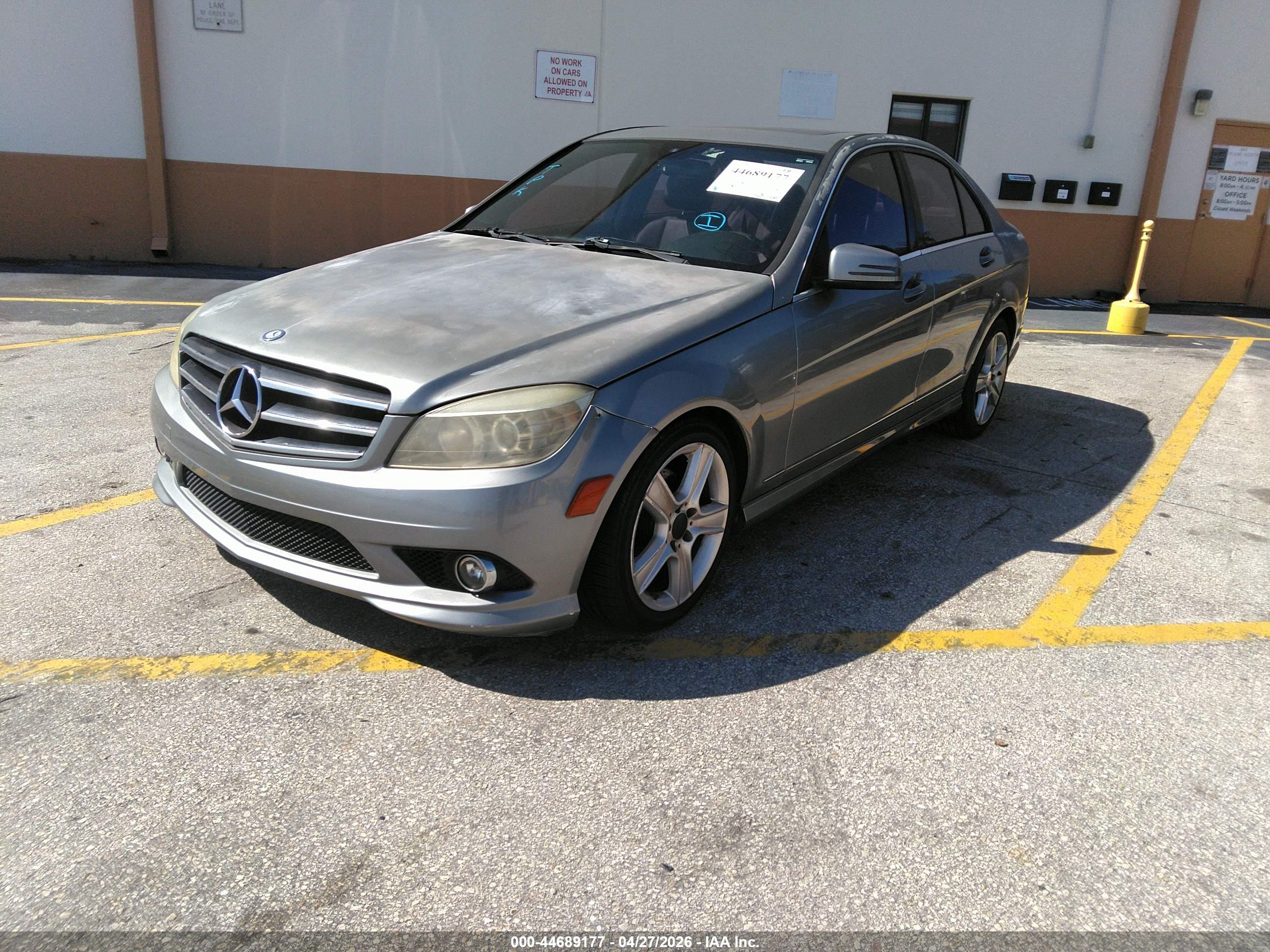 MERCEDES-BENZ C image 2