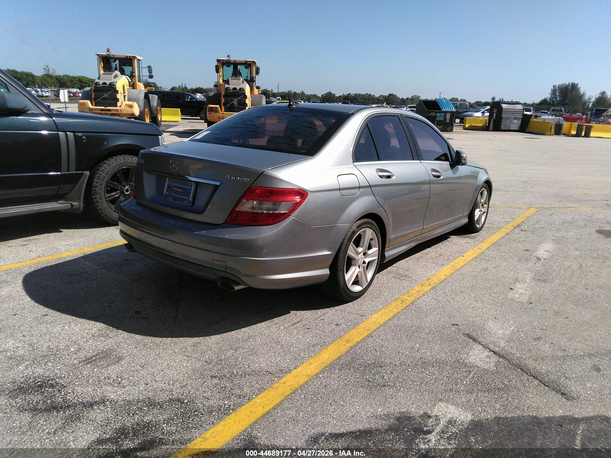 MERCEDES-BENZ C image 4