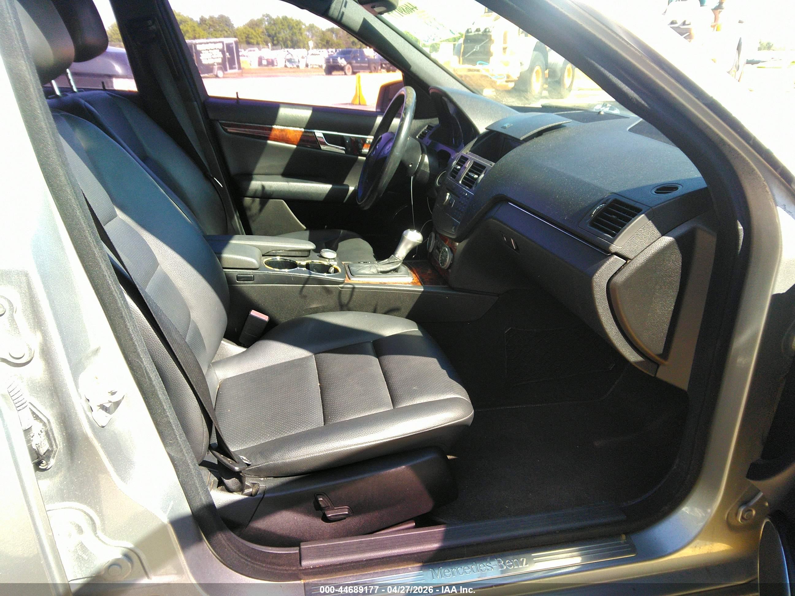 MERCEDES-BENZ C image 5