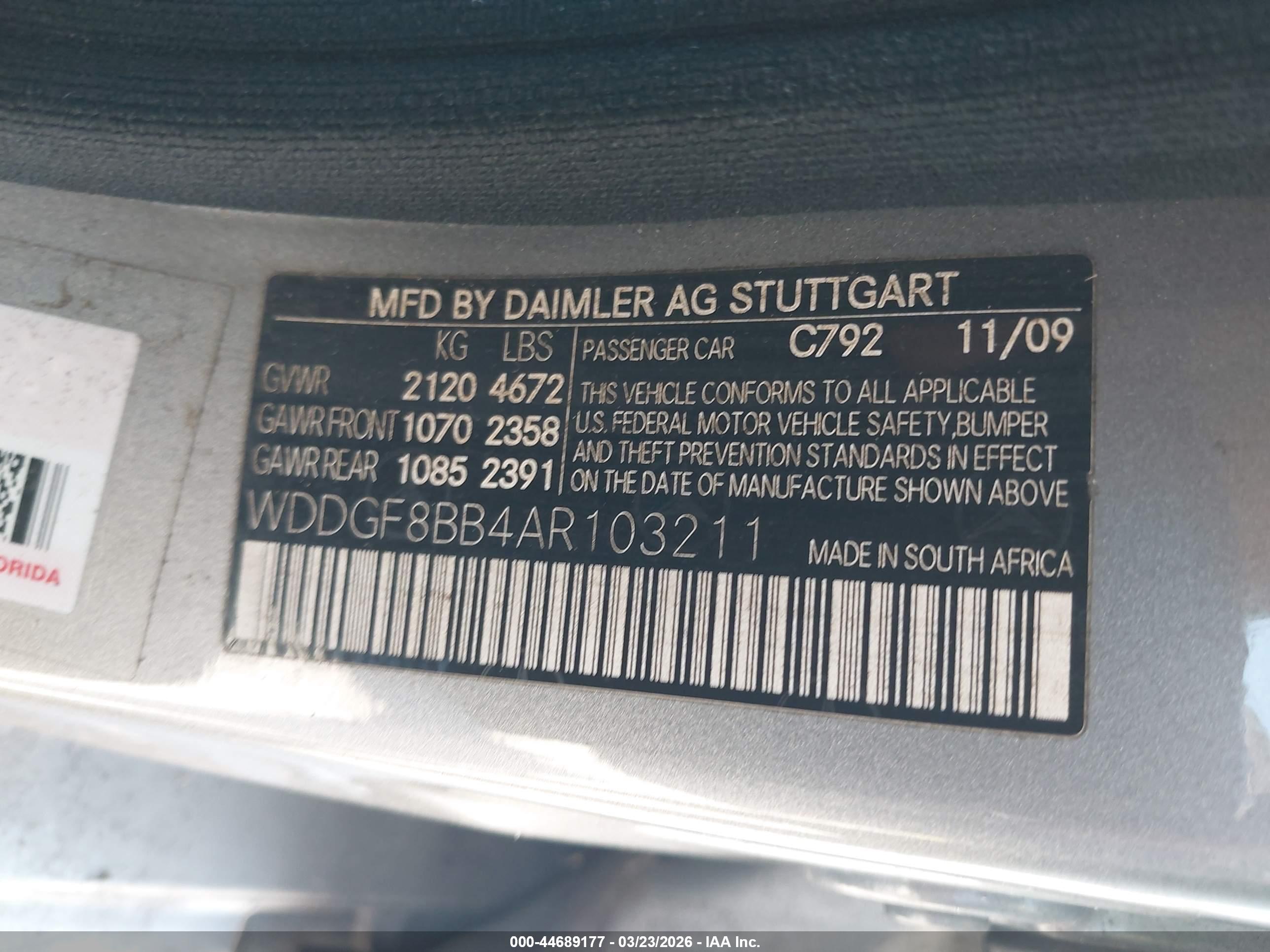 MERCEDES-BENZ C image 9