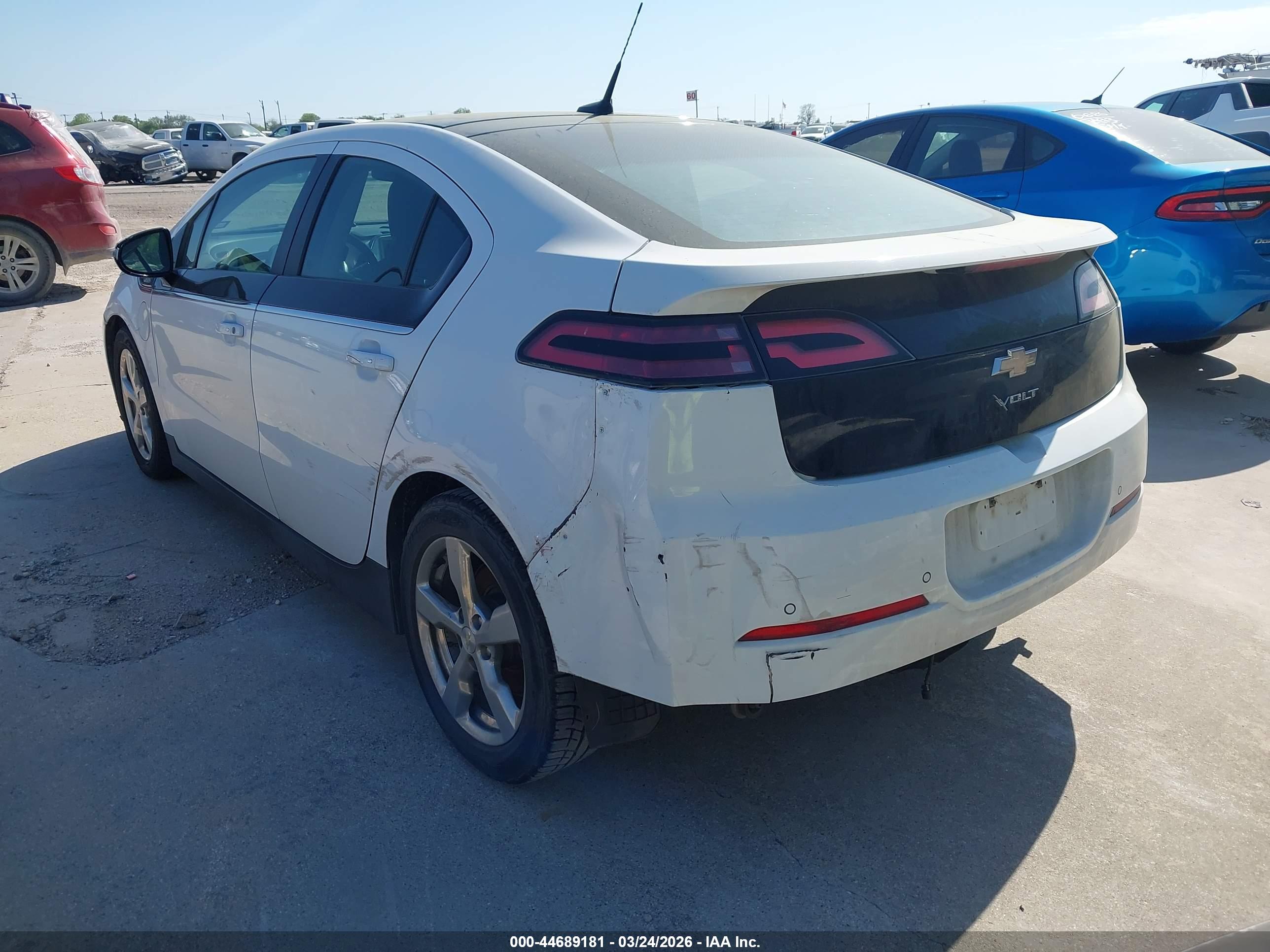 CHEVROLET VOLT image 3