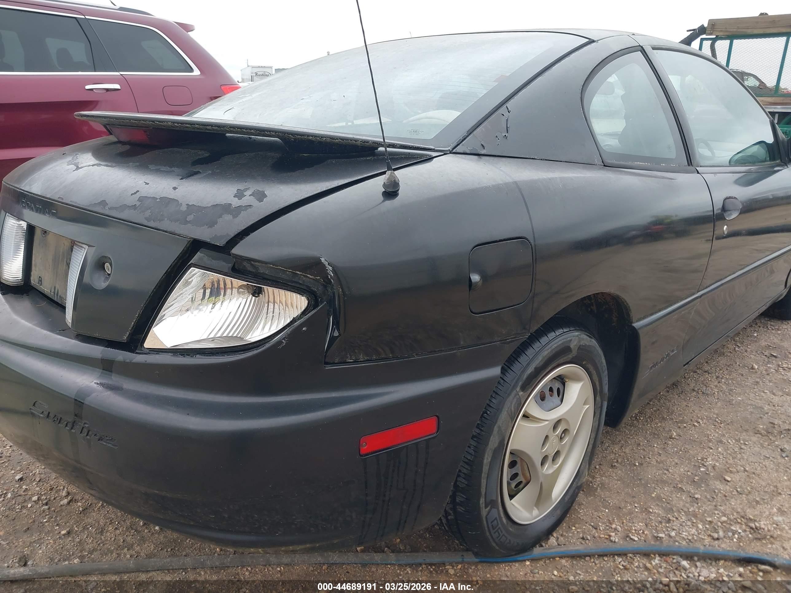 PONTIAC SUNFIRE image 6