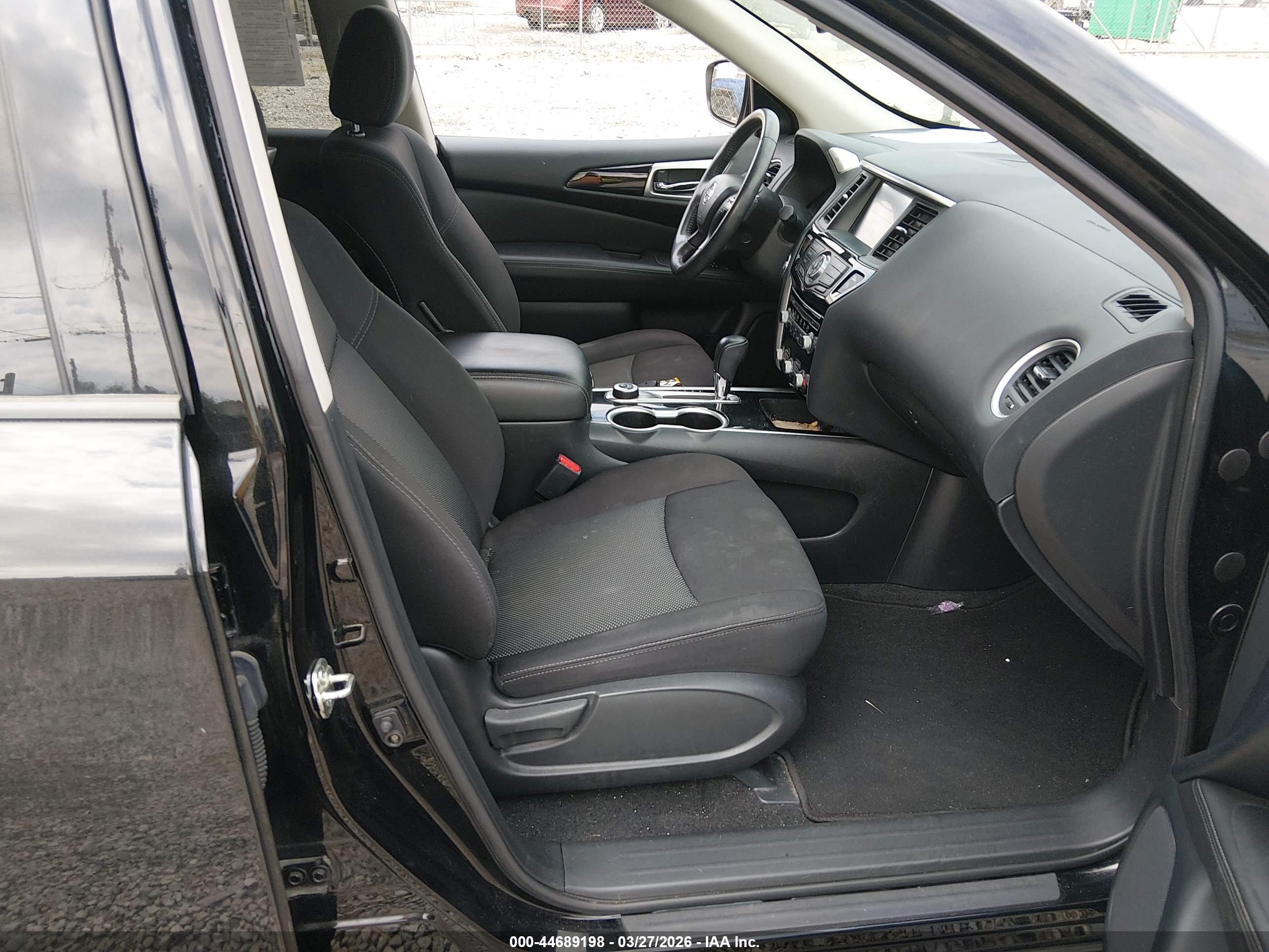 NISSAN PATHFINDER image 5