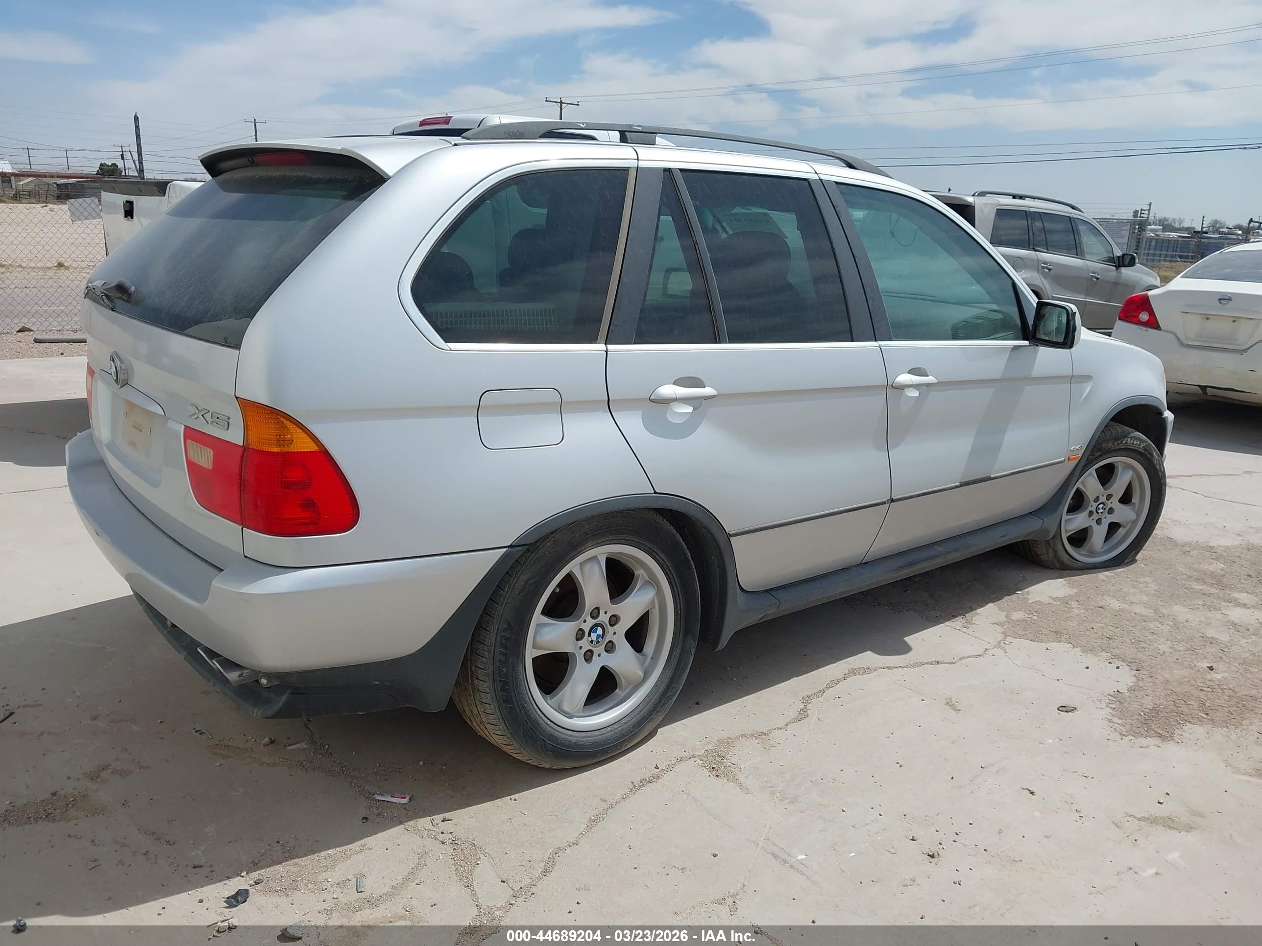 BMW X5 image 4