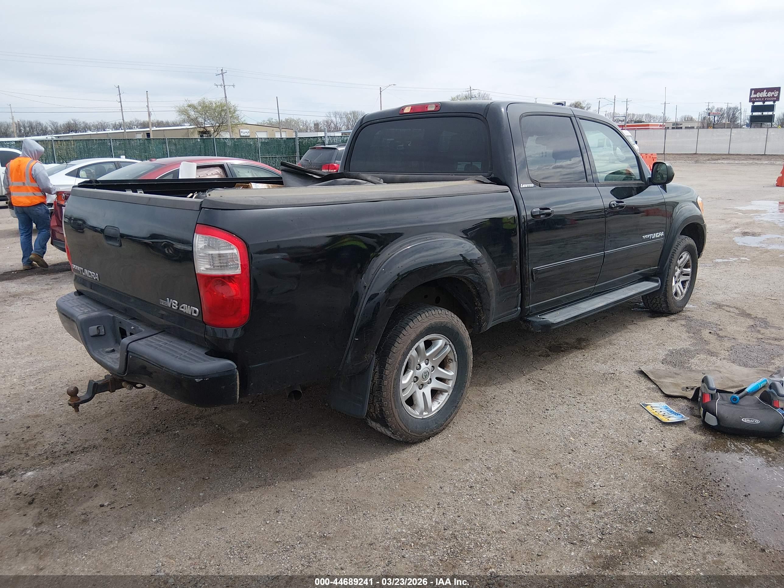 TOYOTA TUNDRA image 4