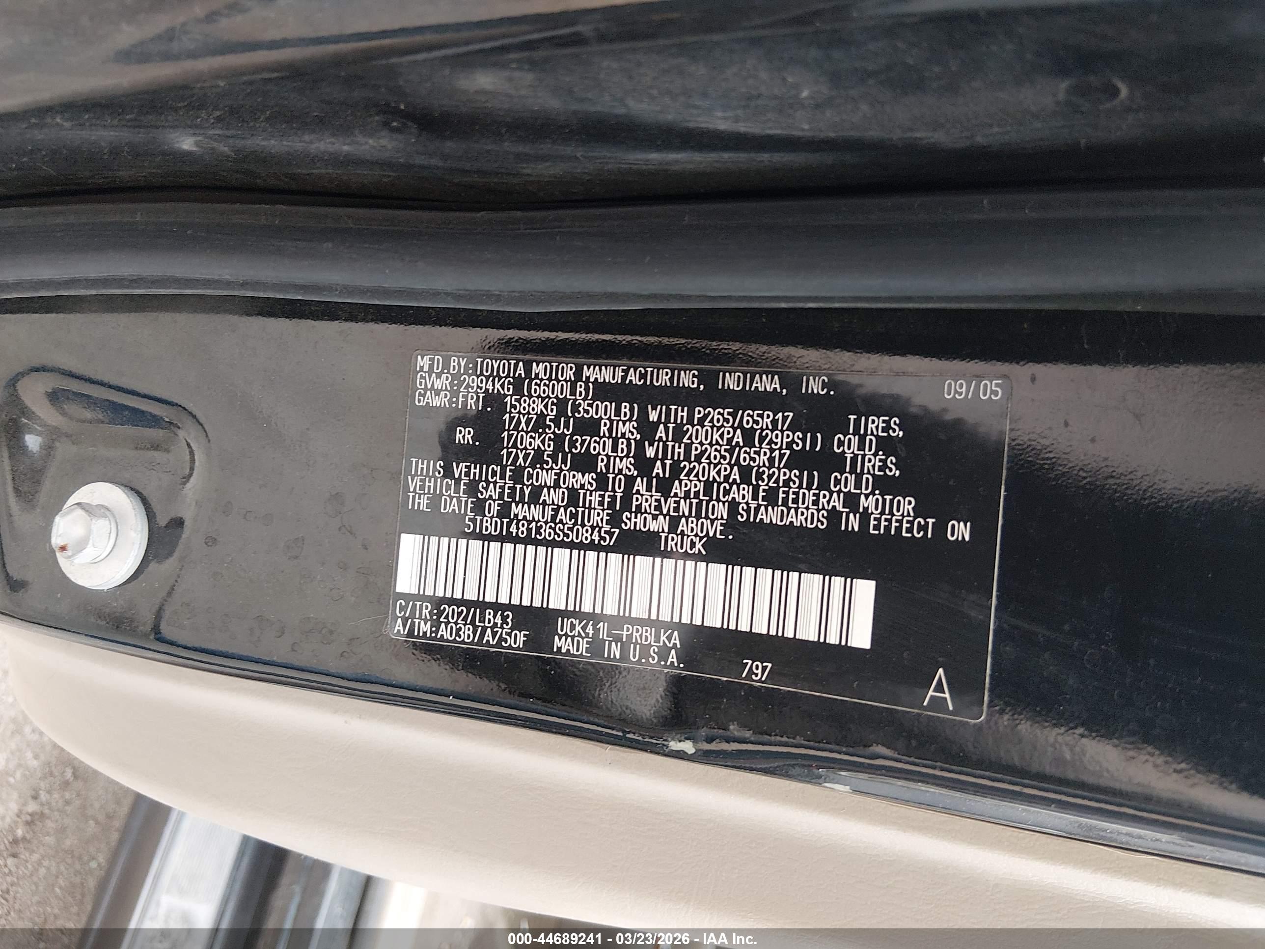 TOYOTA TUNDRA image 9