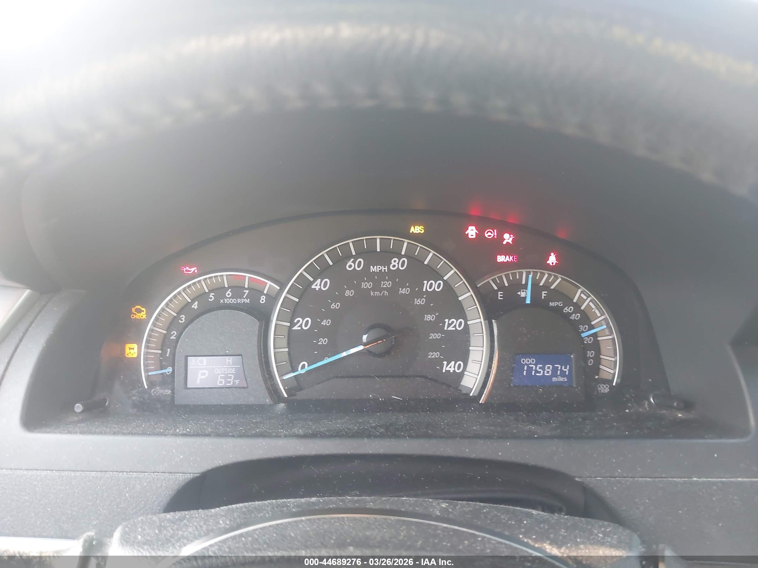 TOYOTA CAMRY image 7