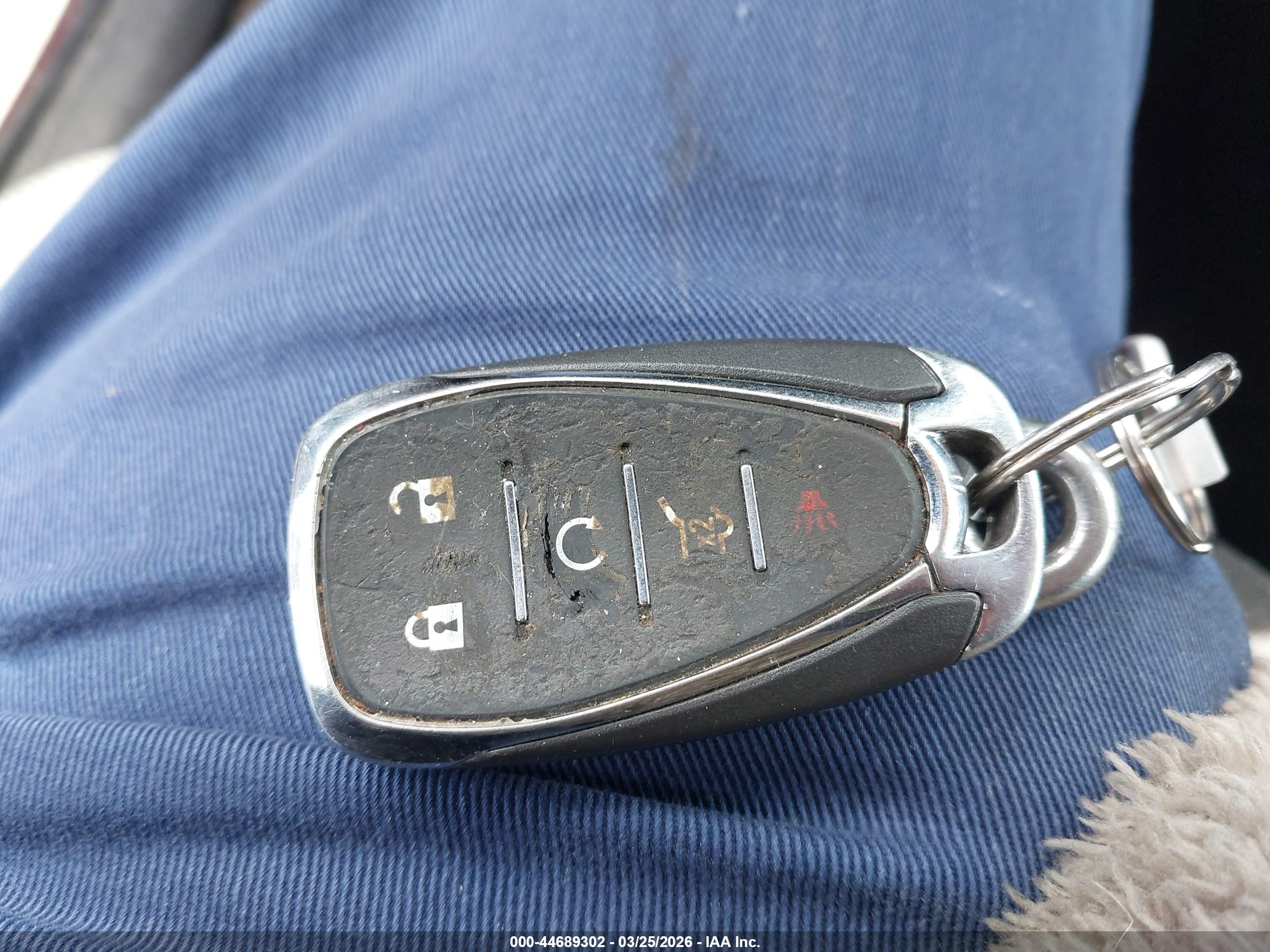 CHEVROLET TRAVERSE image 11