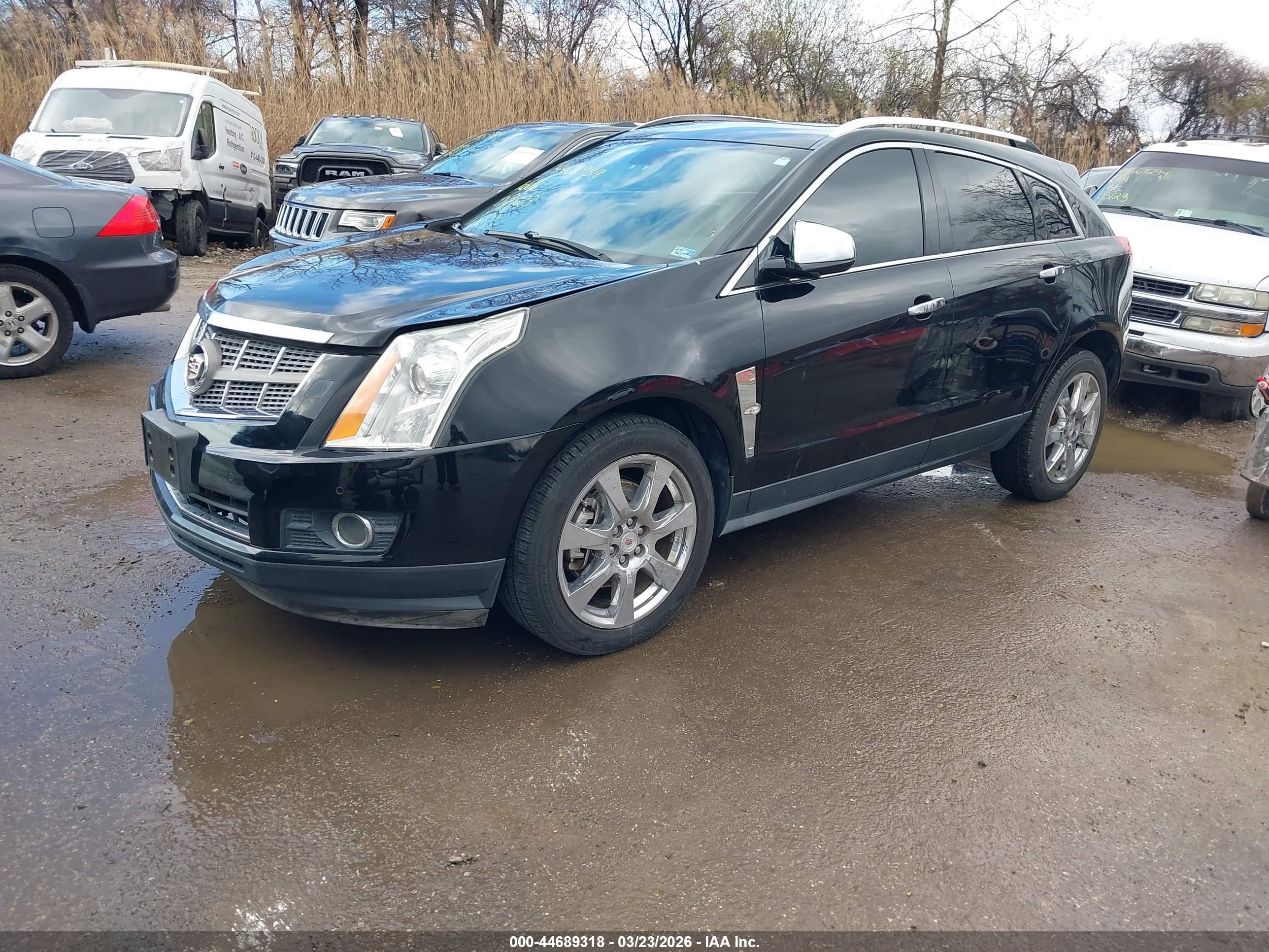 CADILLAC SRX image 2
