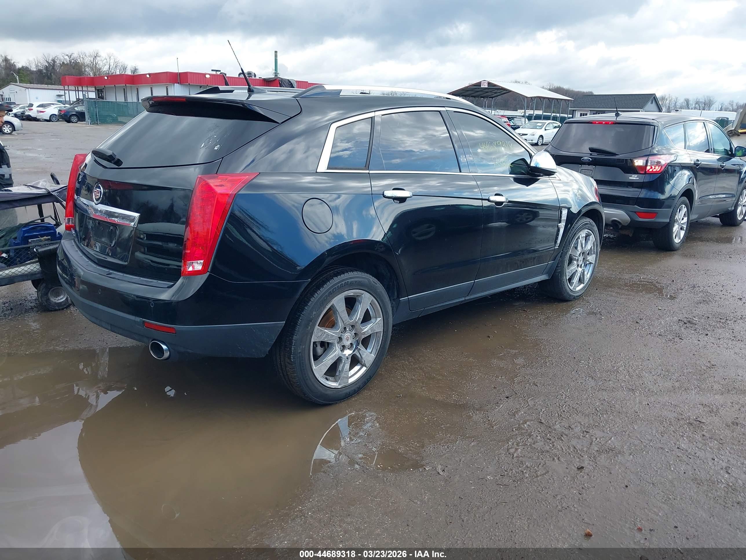 CADILLAC SRX image 4