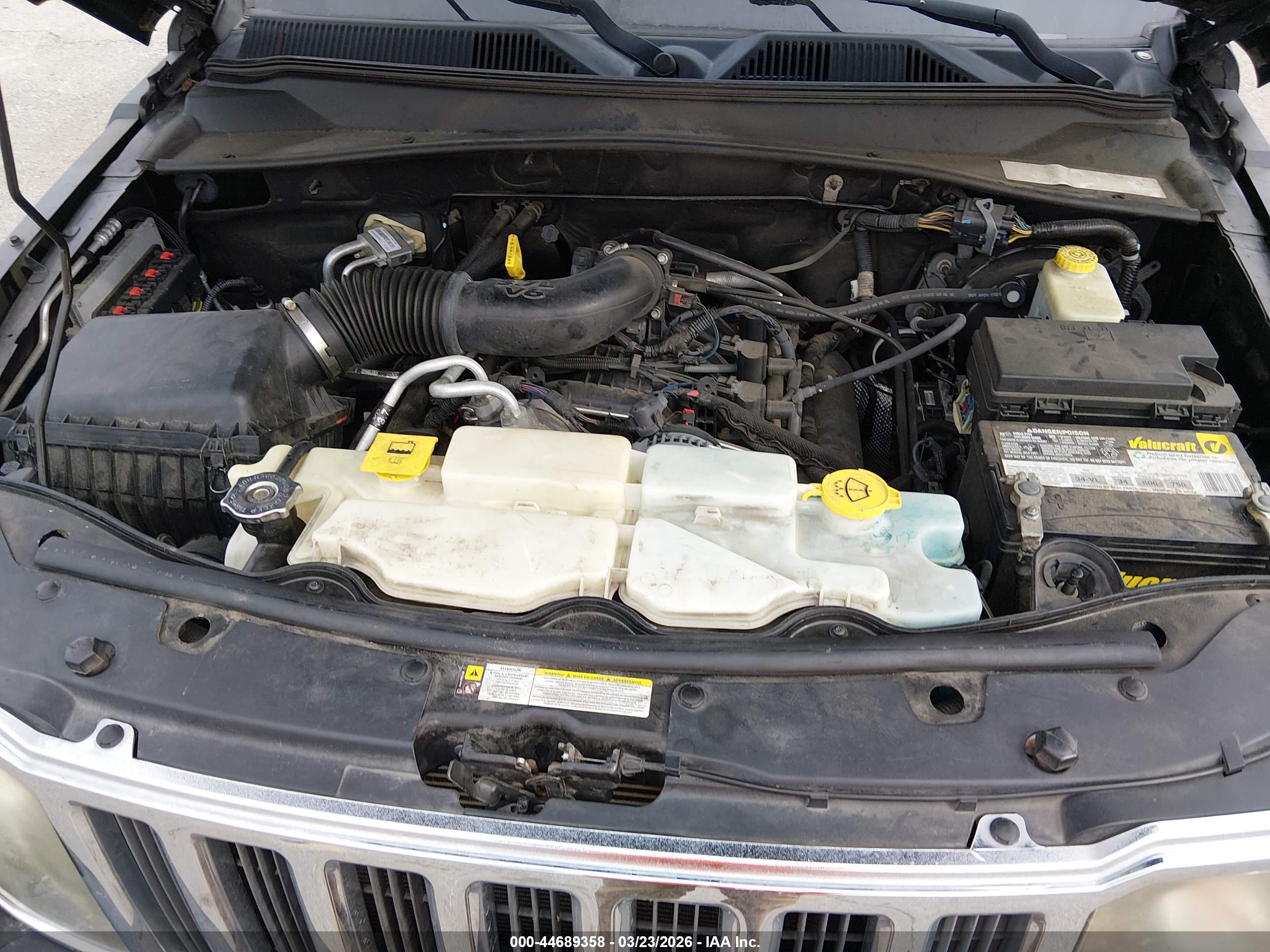 JEEP LIBERTY image 10