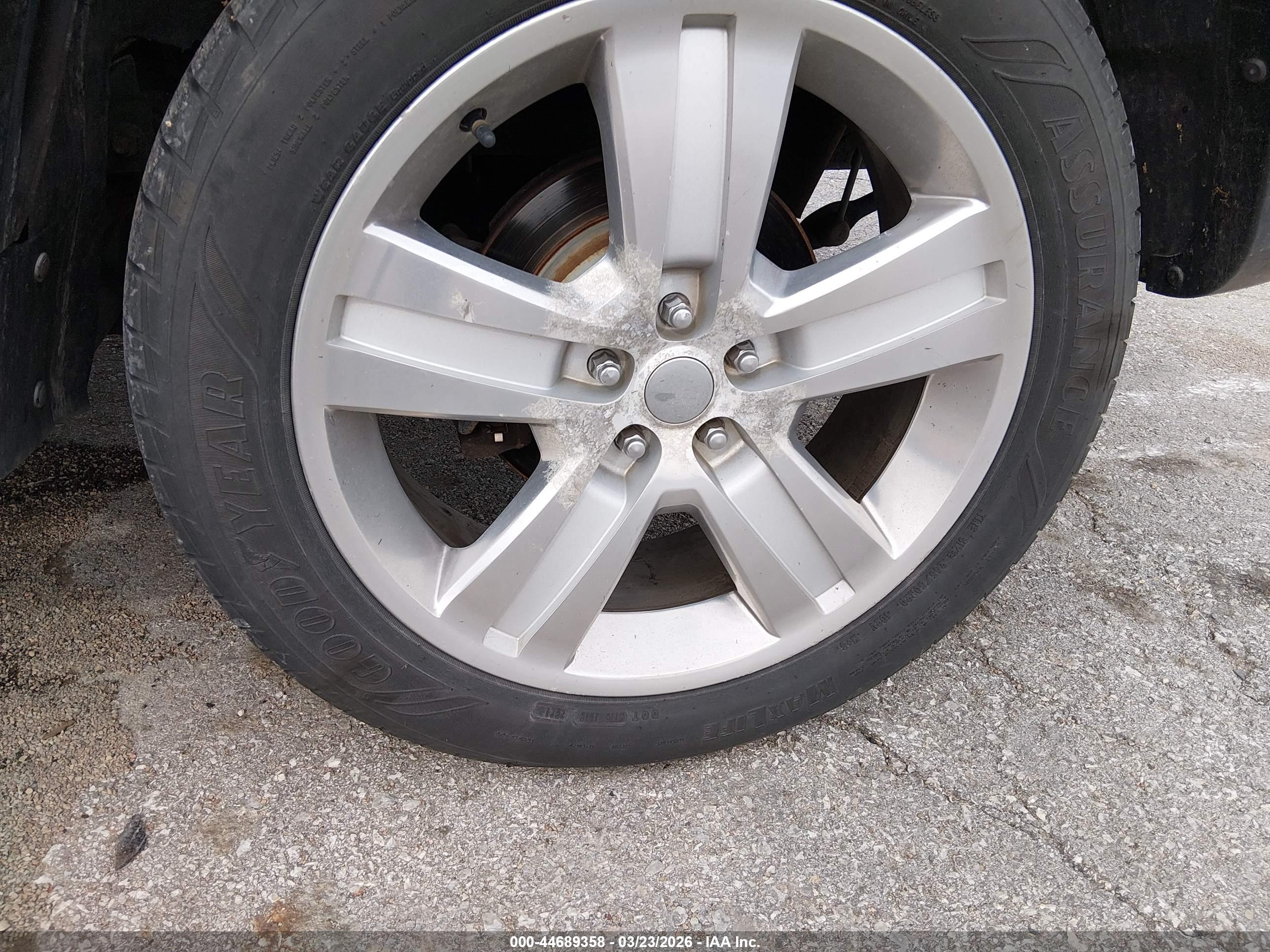 JEEP LIBERTY image 6