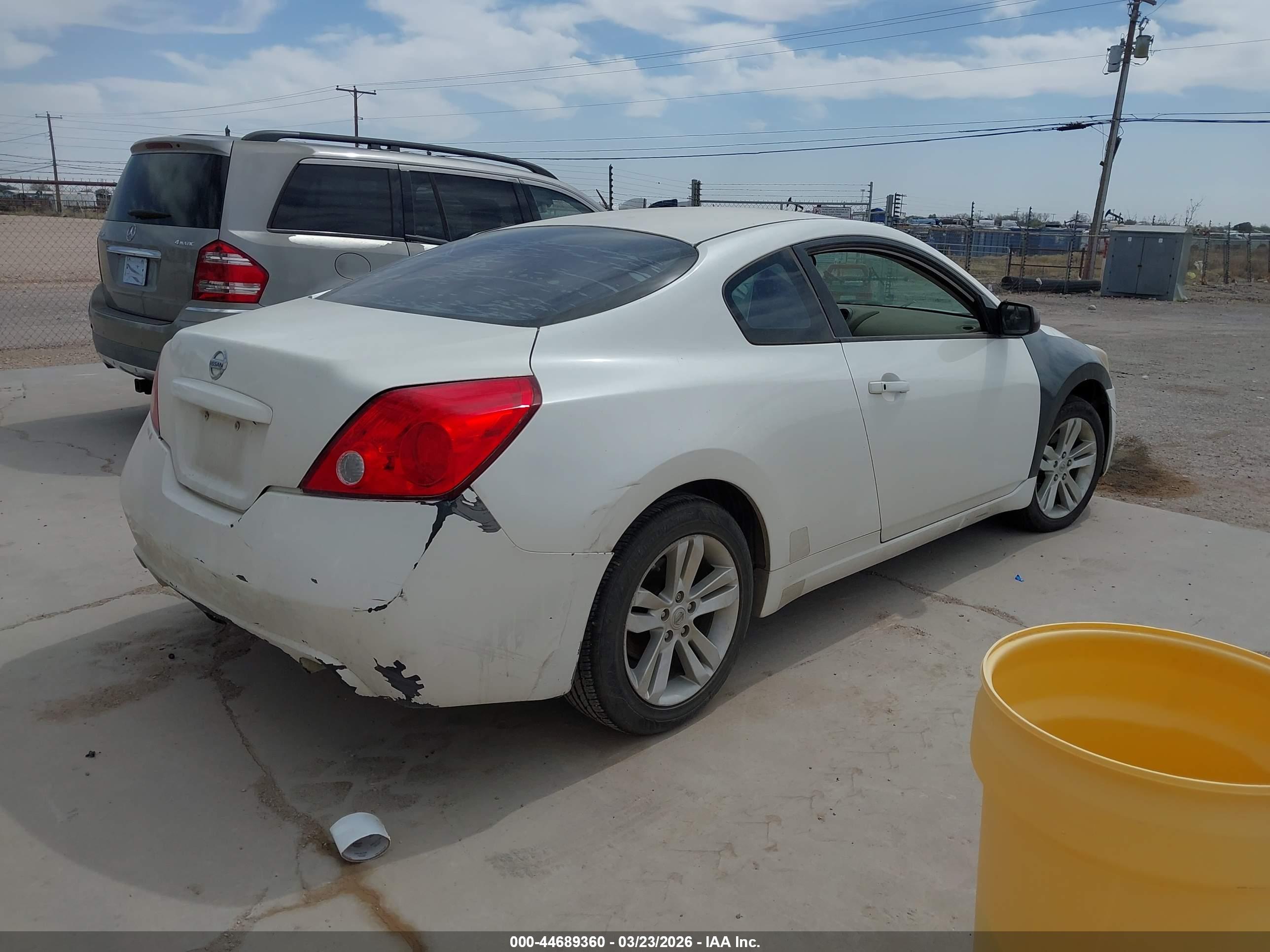 NISSAN ALTIMA image 4