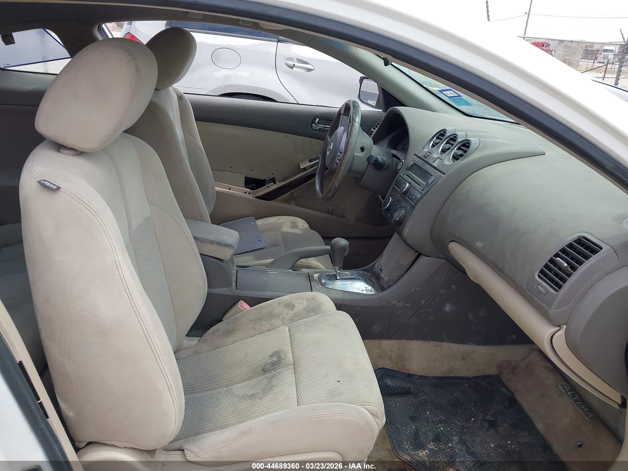 NISSAN ALTIMA image 5