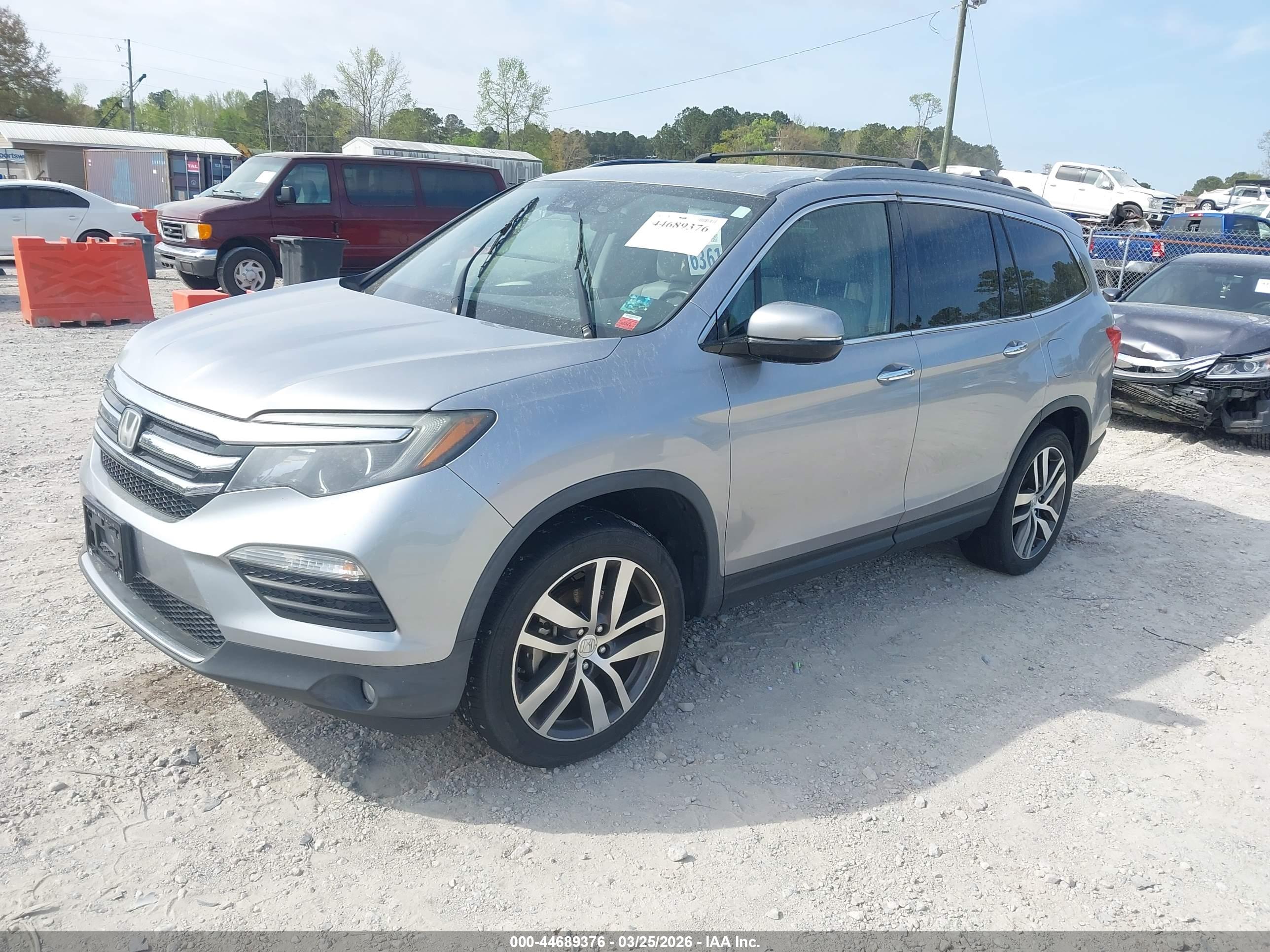 HONDA PILOT image 2