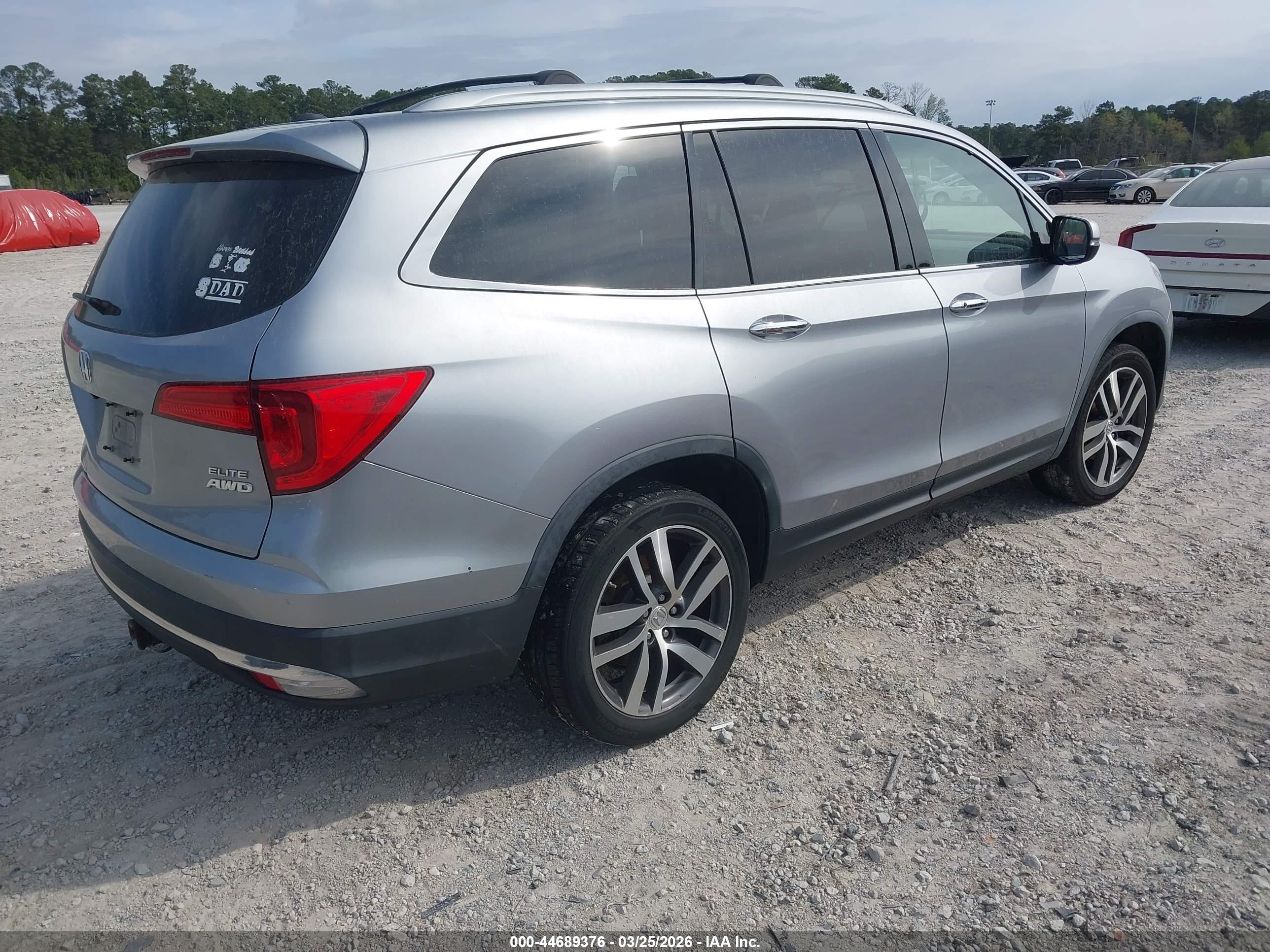 HONDA PILOT image 4