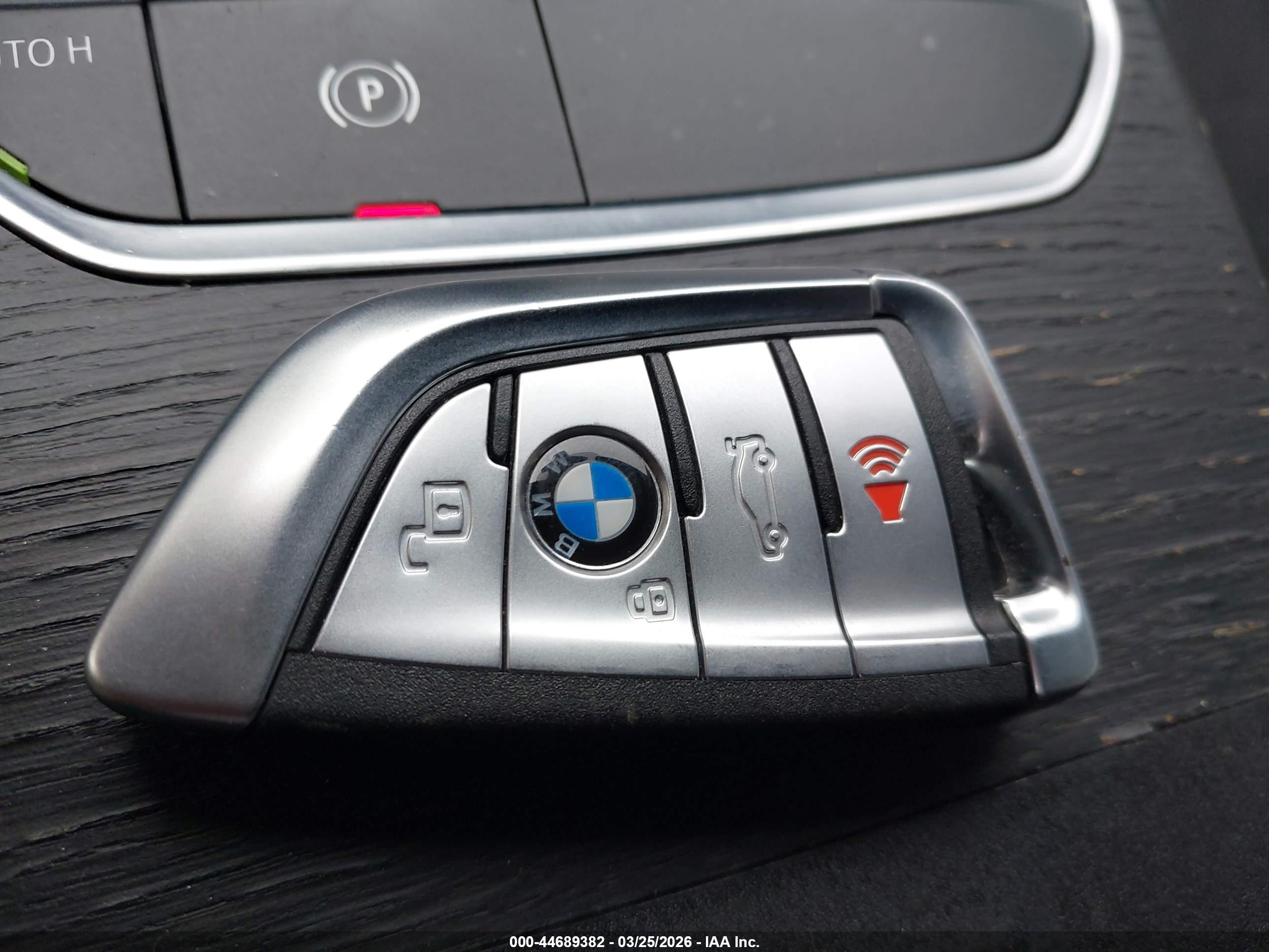 BMW M340I image 11