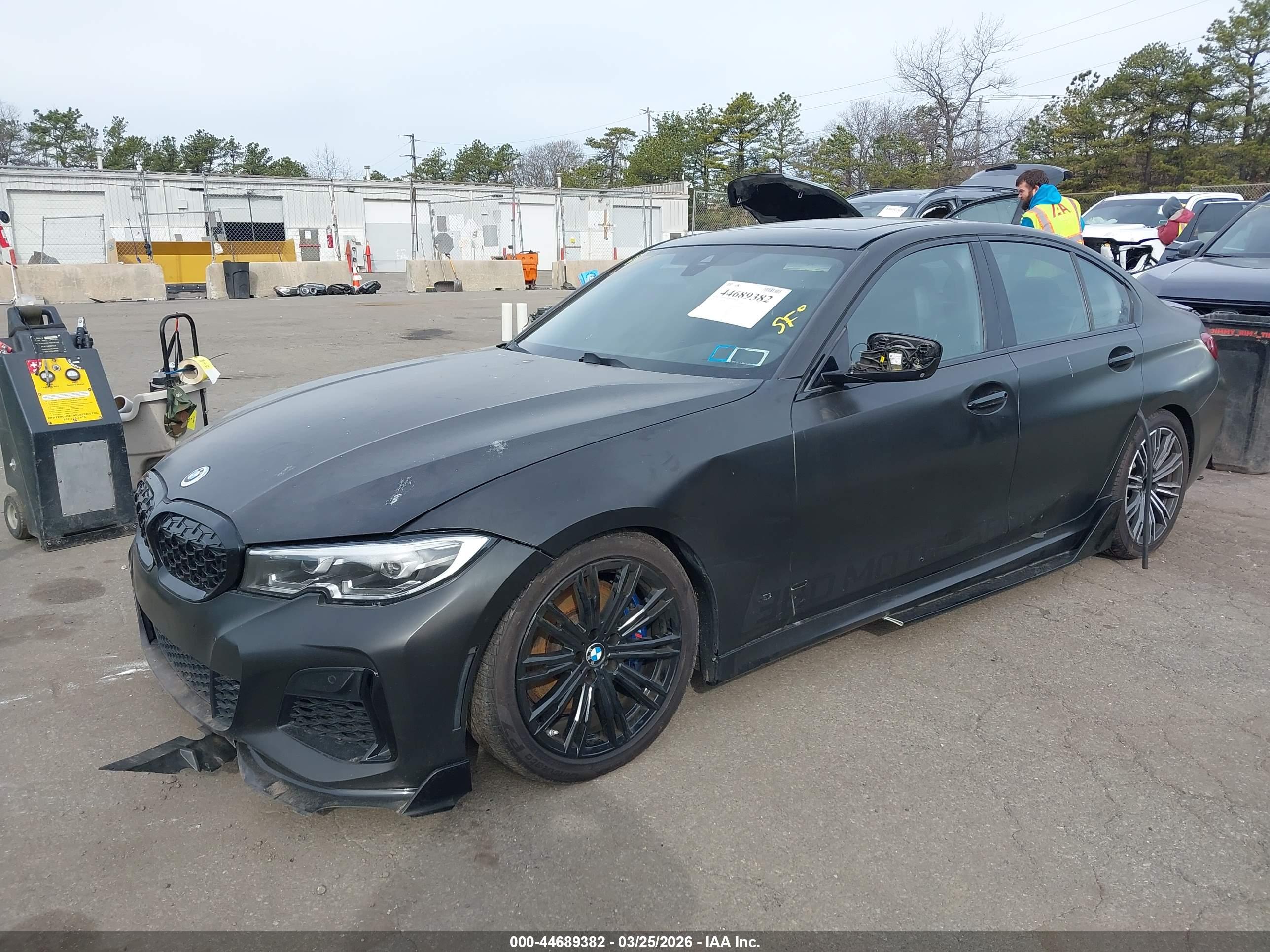 BMW M340I image 2