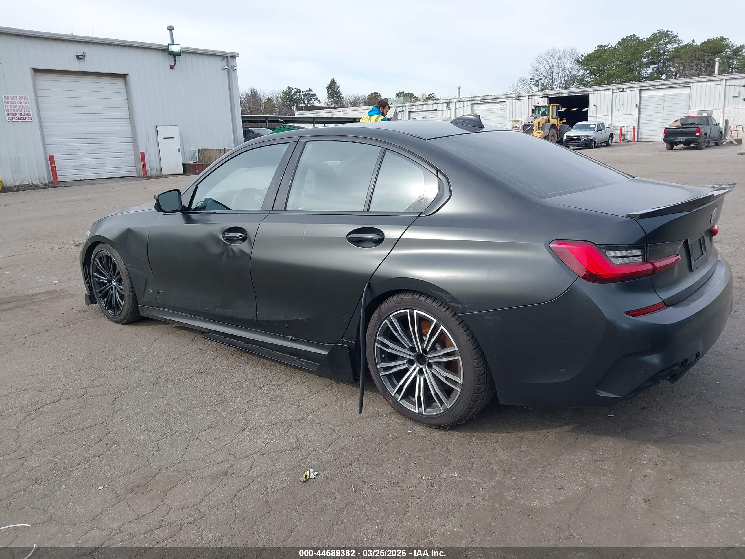 BMW M340I image 3