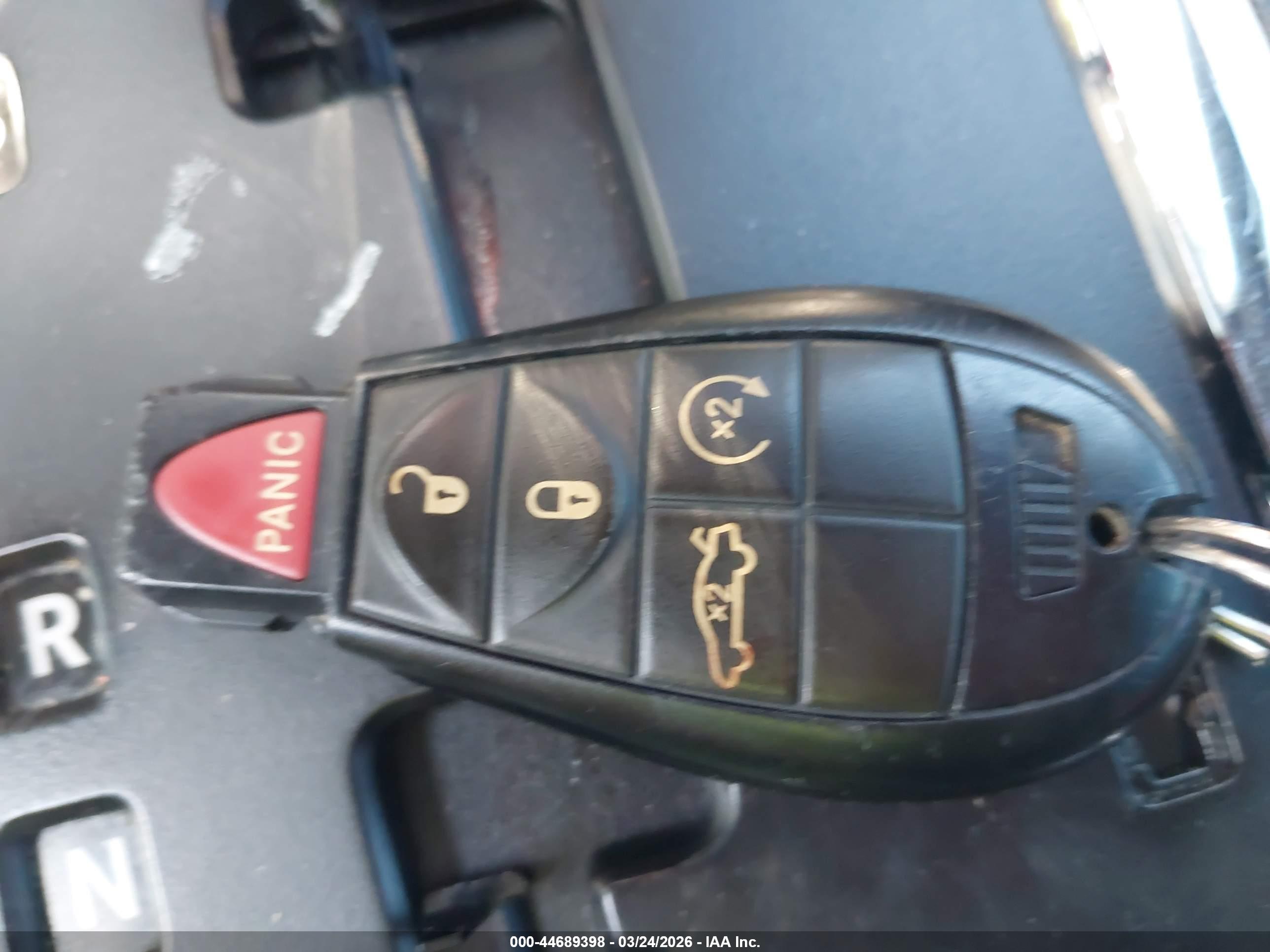 DODGE CHALLENGER image 11