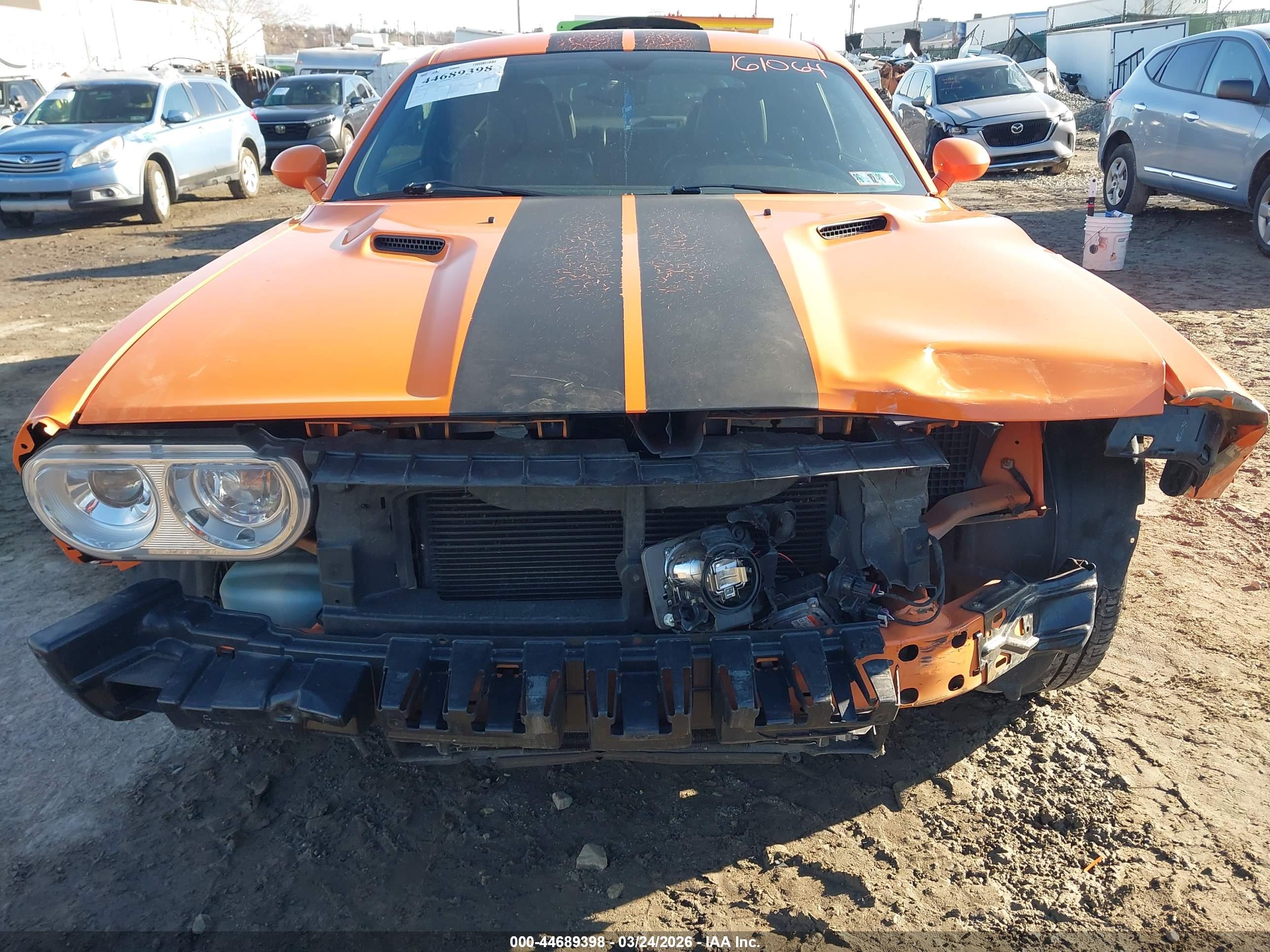 DODGE CHALLENGER image 6