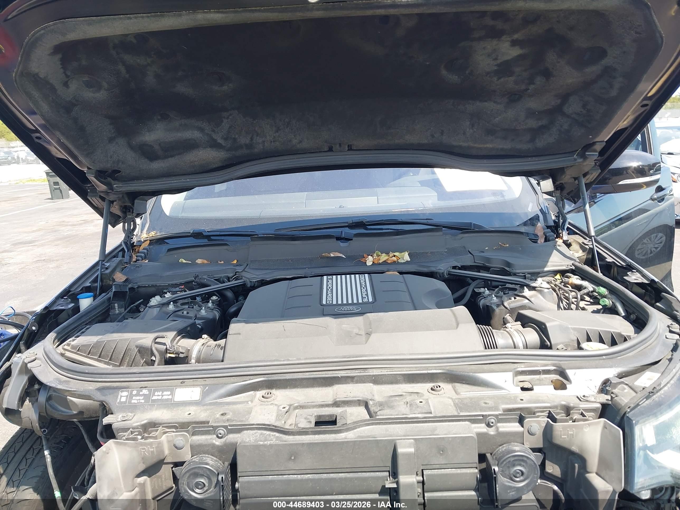 LAND ROVER image 10