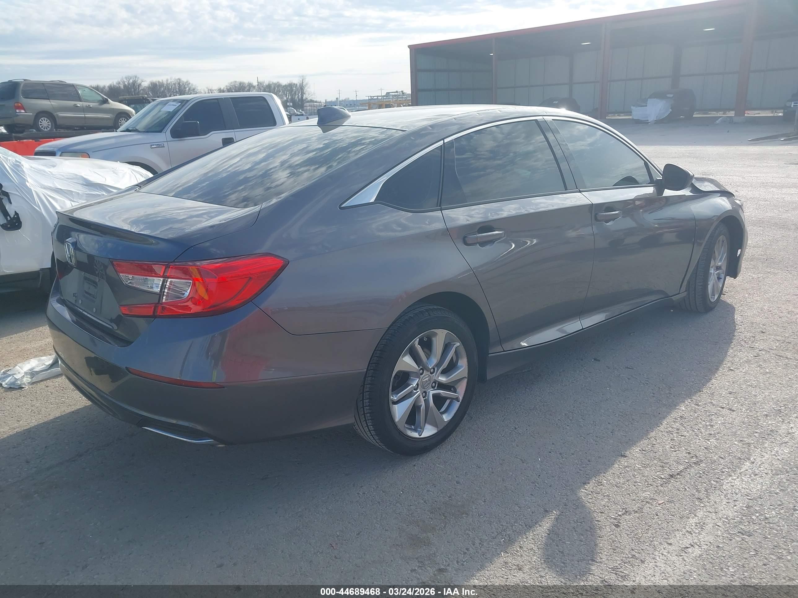 HONDA ACCORD image 4