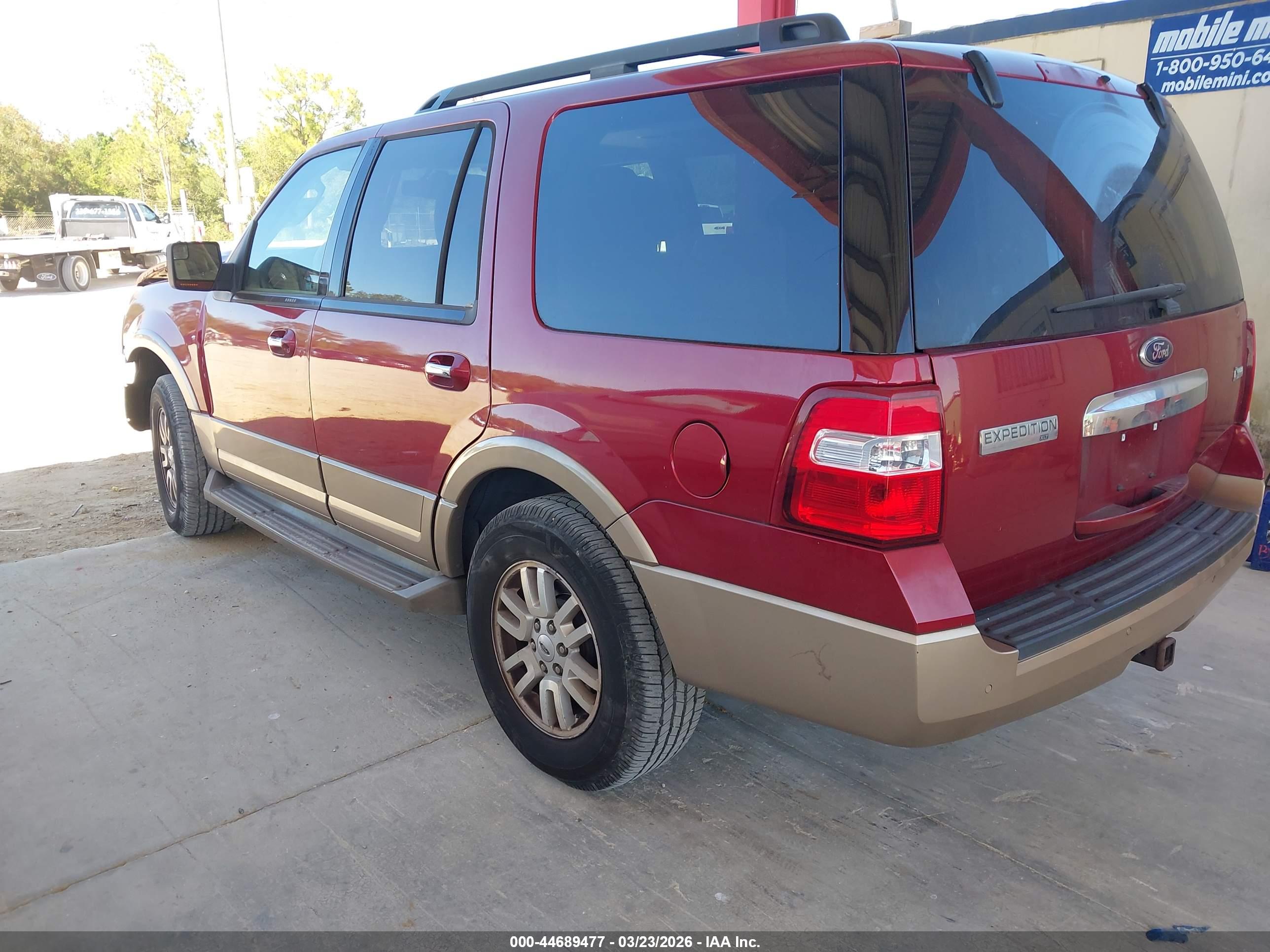 FORD EXPEDITION image 3