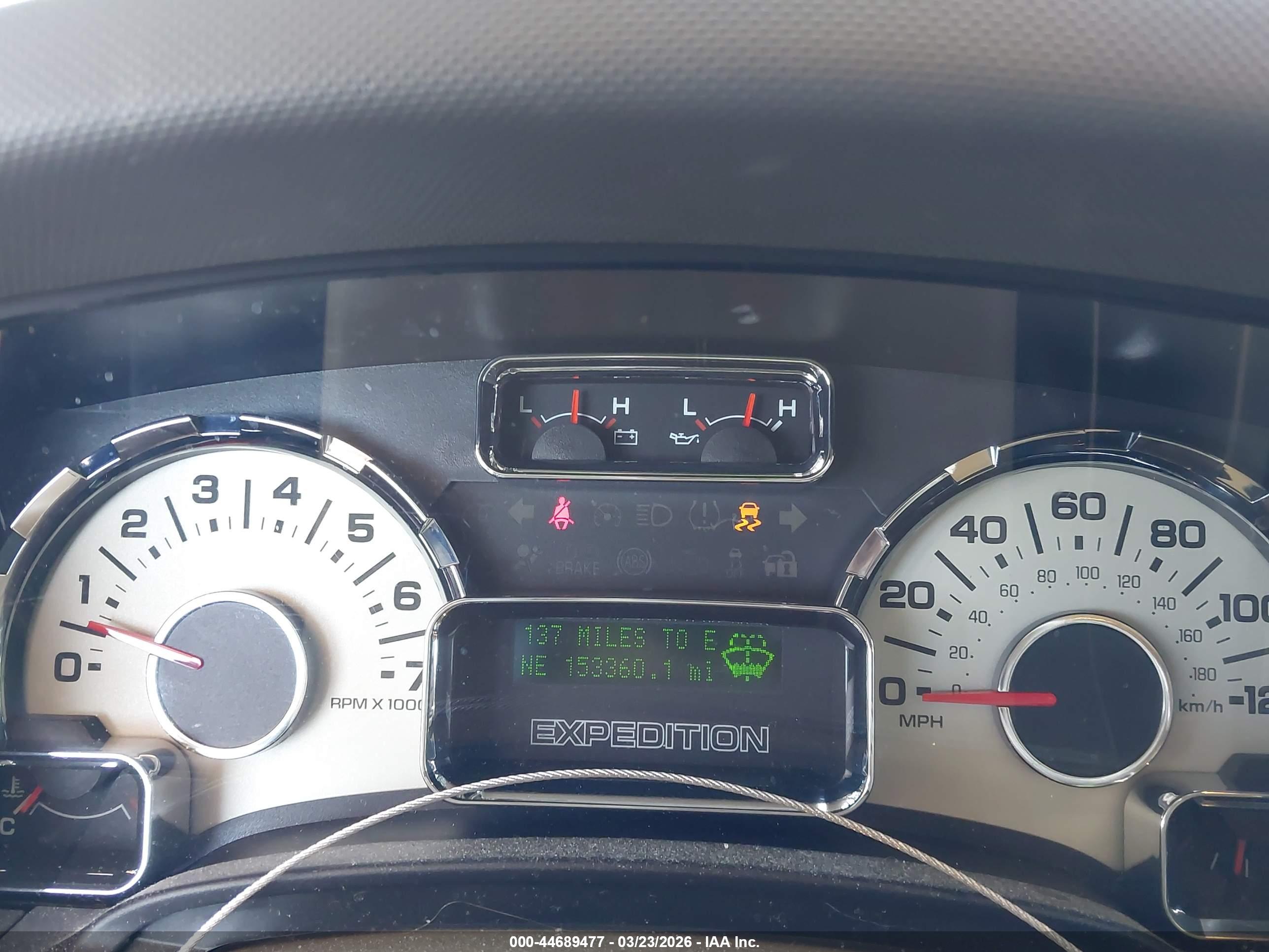 FORD EXPEDITION image 7