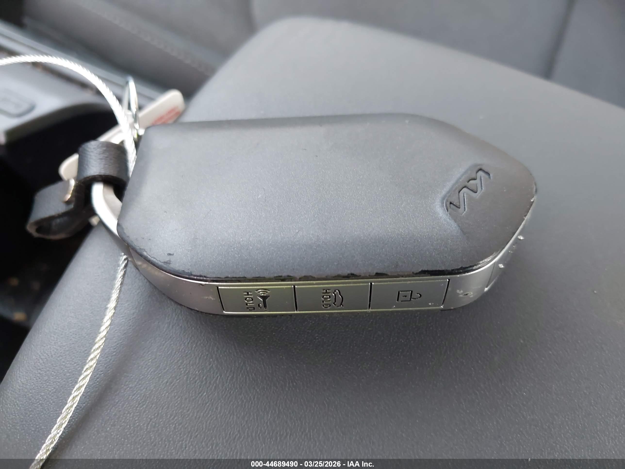 KIA K4 image 11
