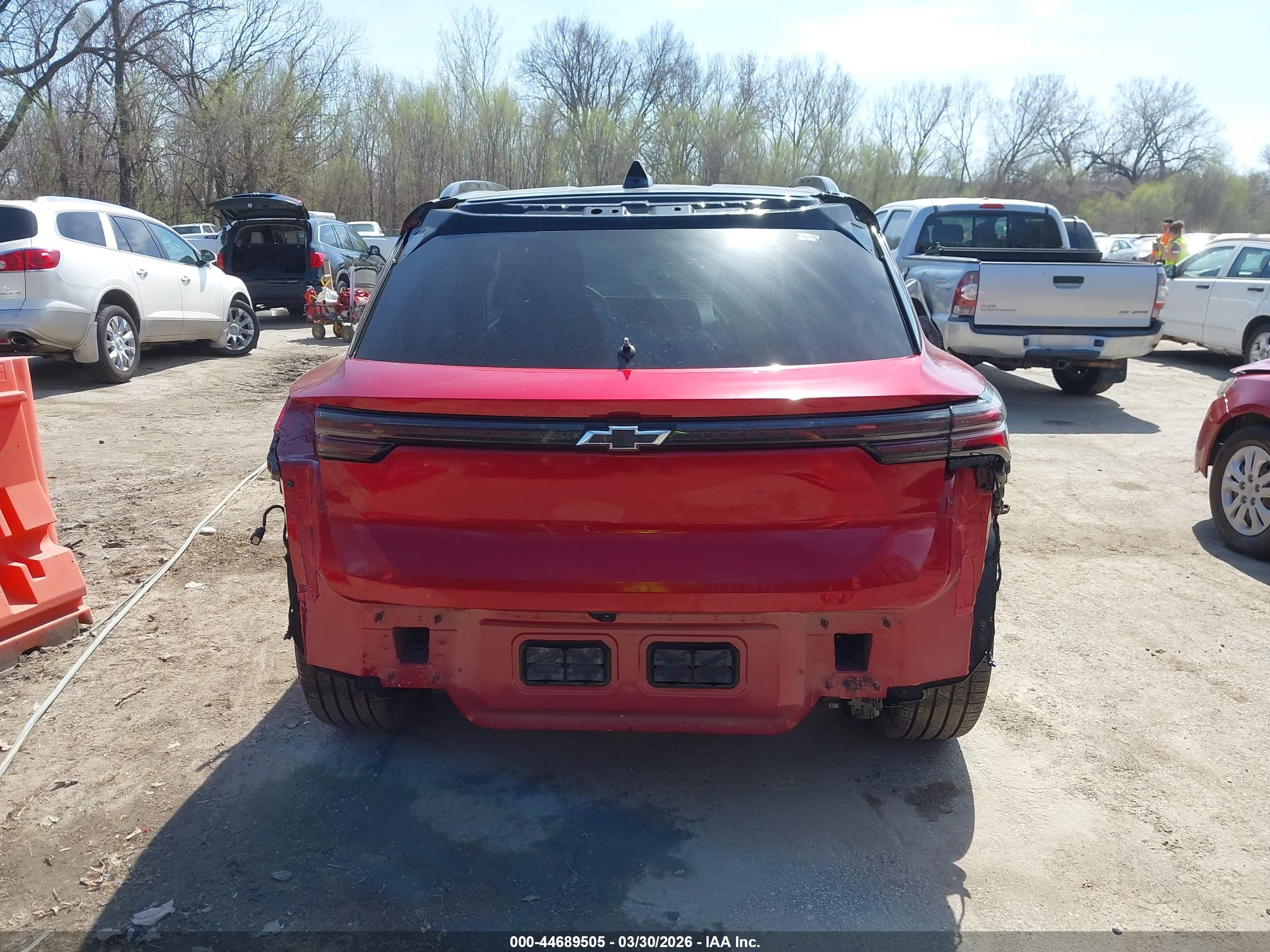 CHEVROLET EQUINOX image 6