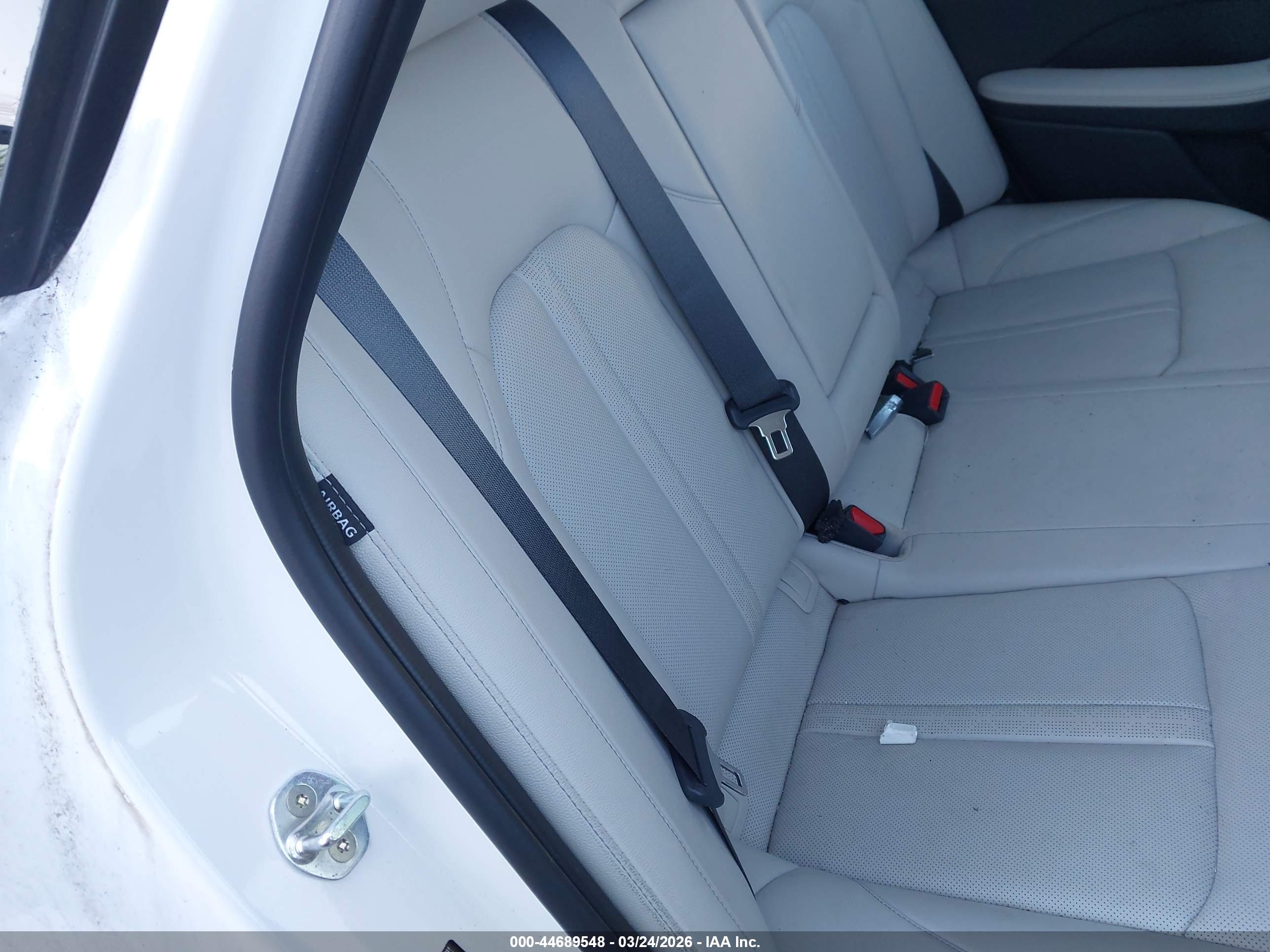 HYUNDAI SONATA image 8