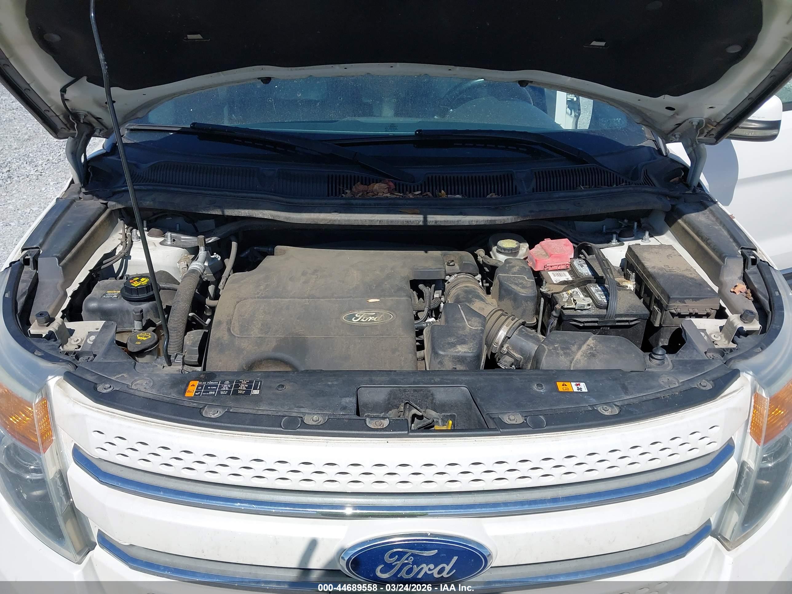 FORD EXPLORER image 10