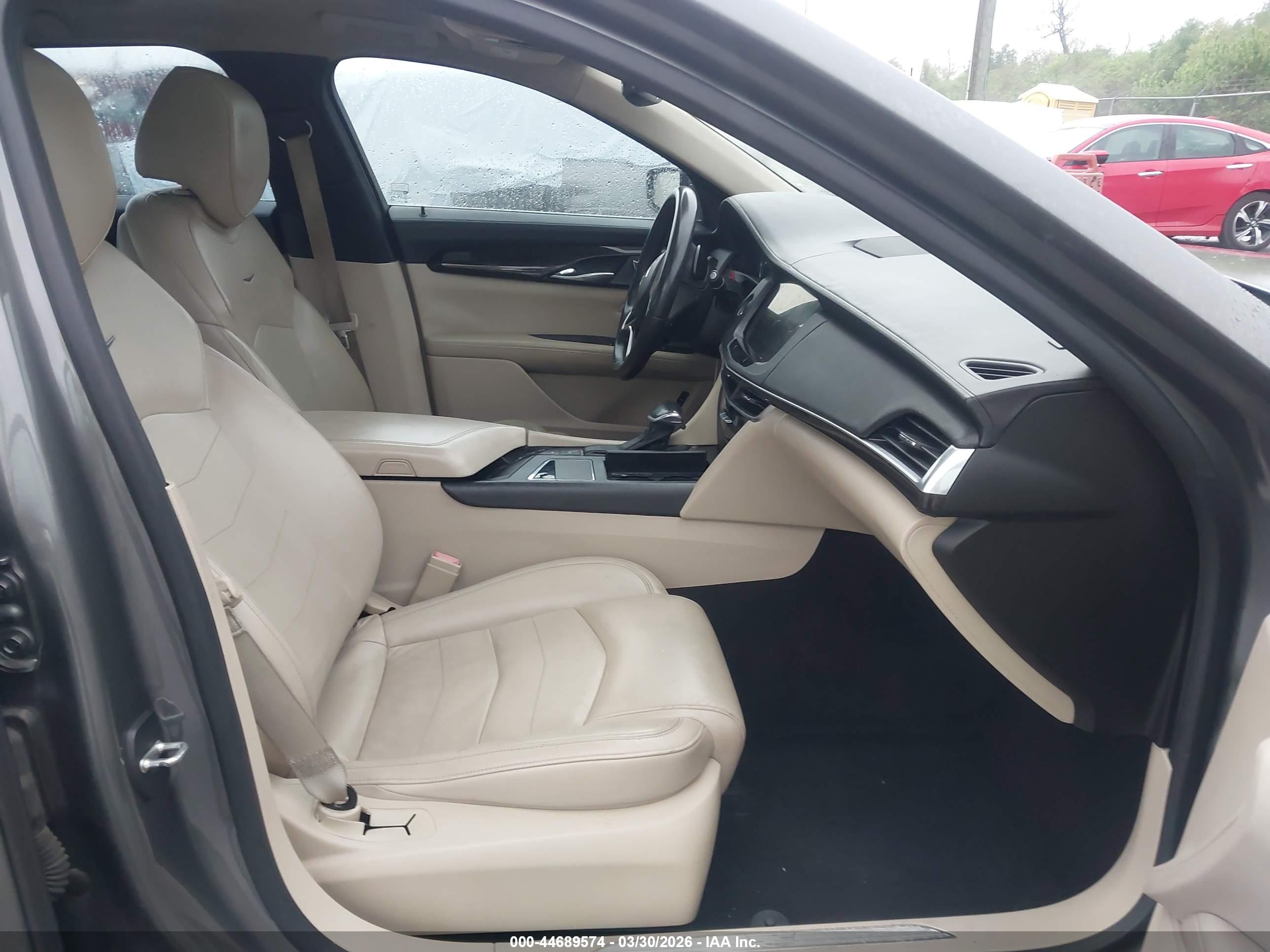 CADILLAC CT6 image 5