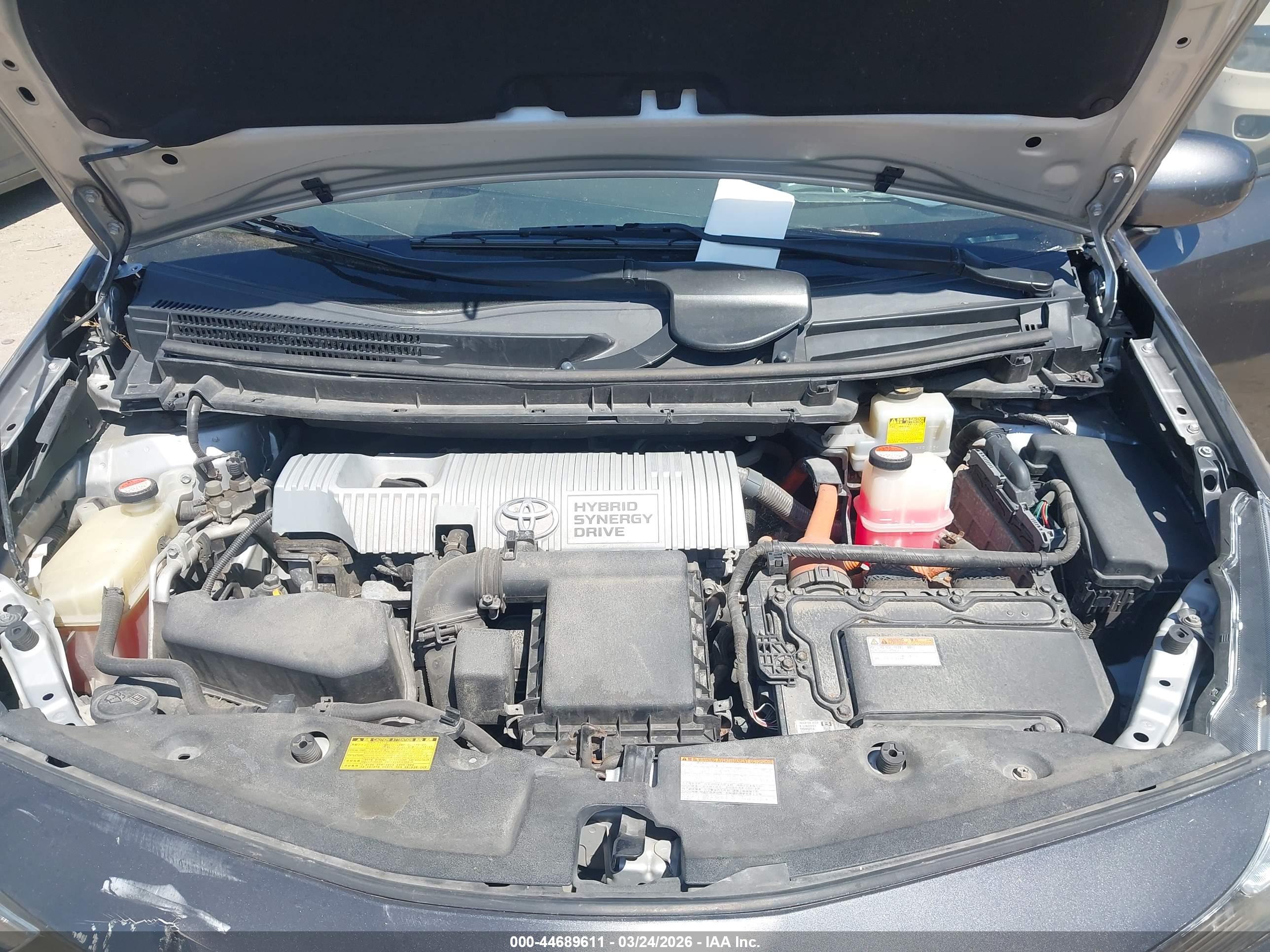 TOYOTA PRIUS image 10