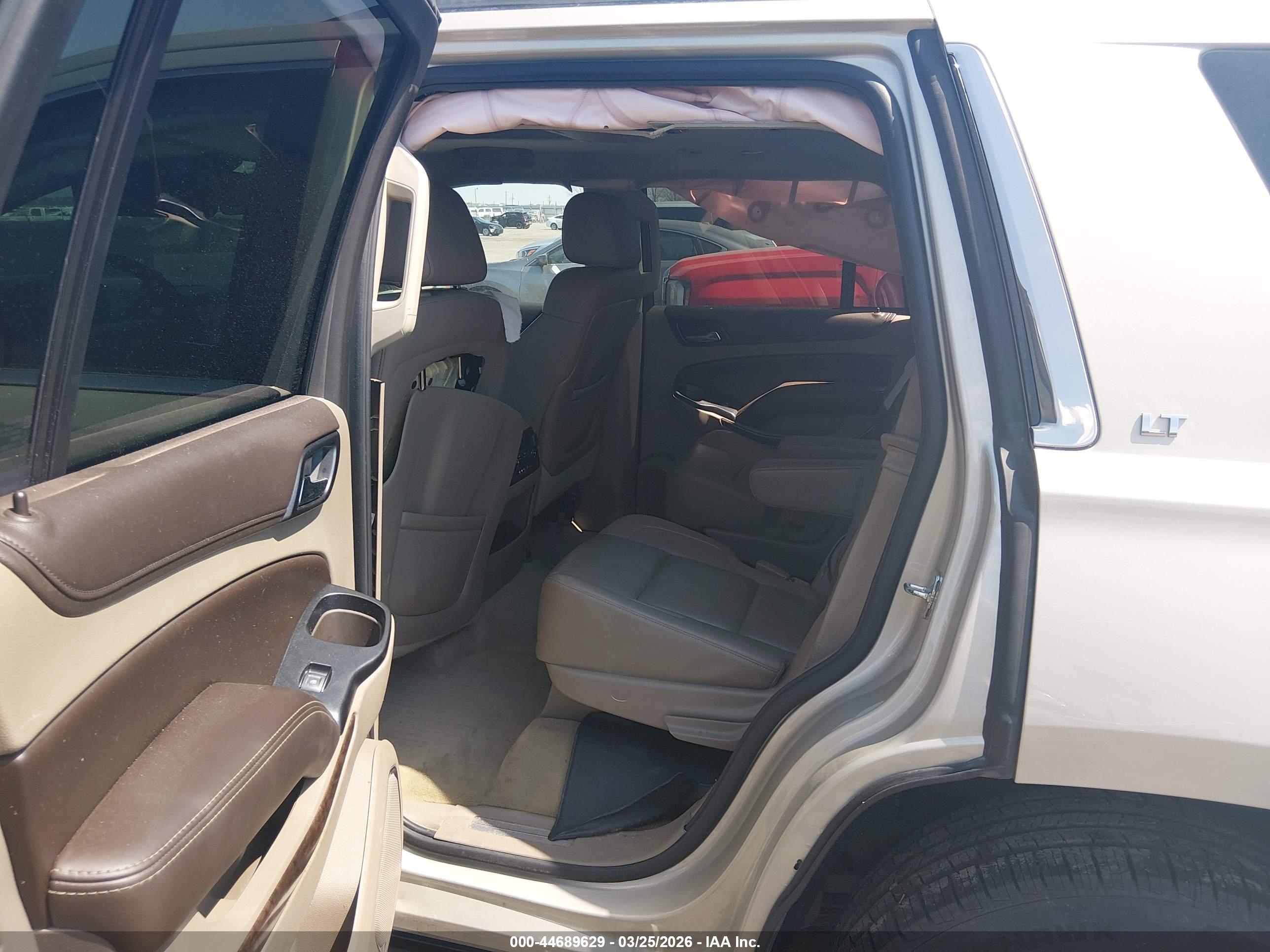 CHEVROLET TAHOE image 8