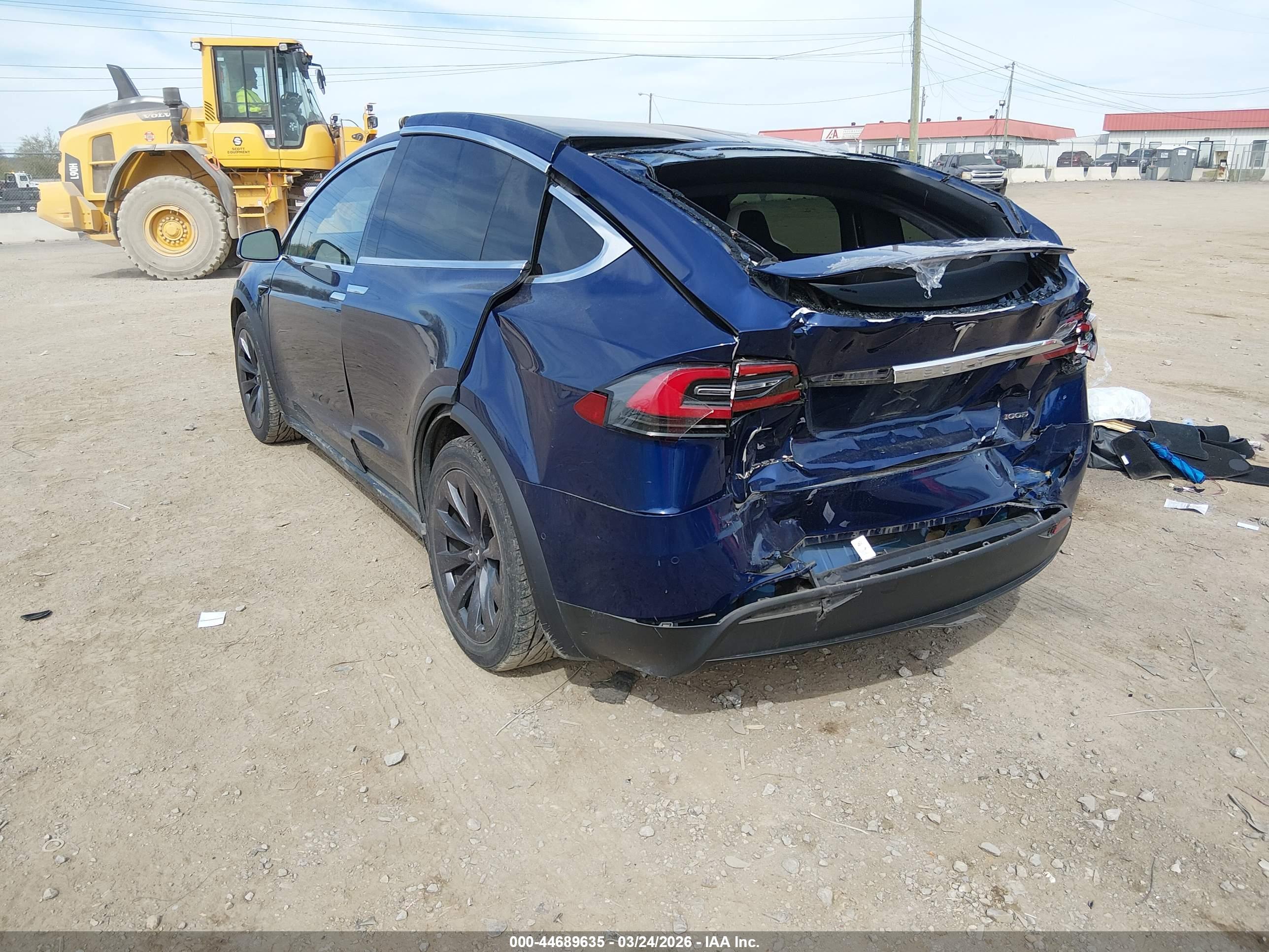TESLA MODEL image 3