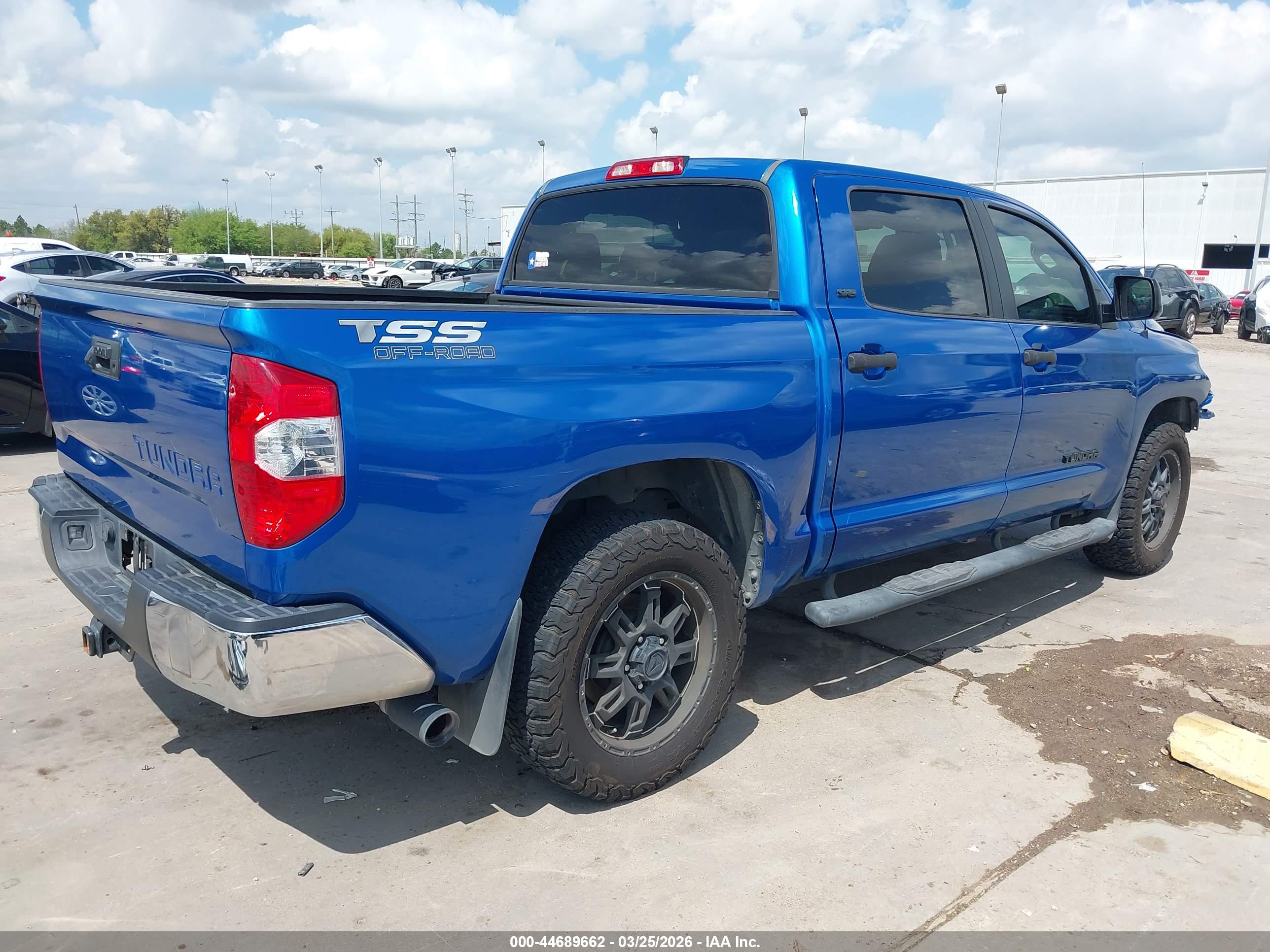 TOYOTA TUNDRA image 4