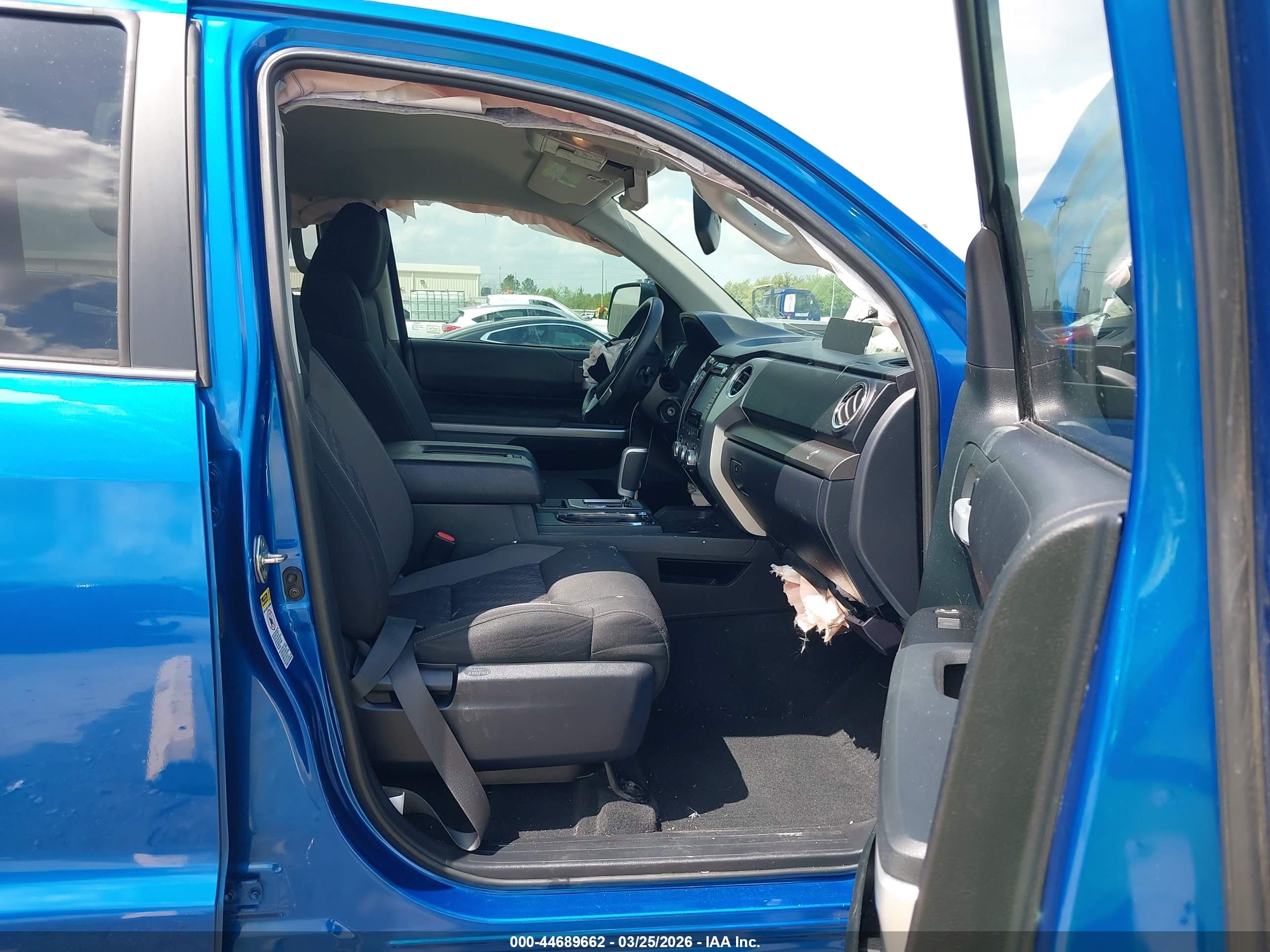 TOYOTA TUNDRA image 5