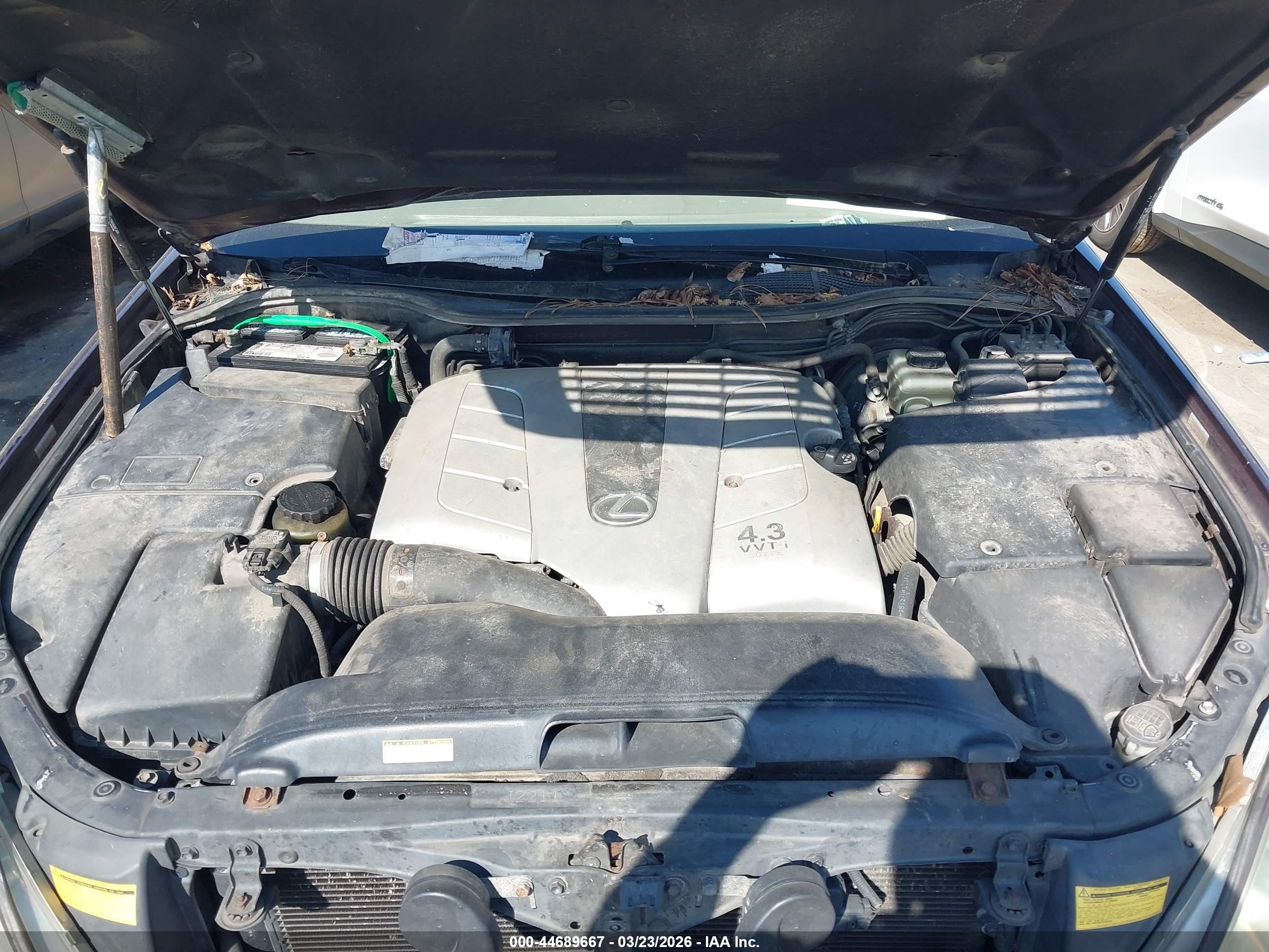 LEXUS LS image 10