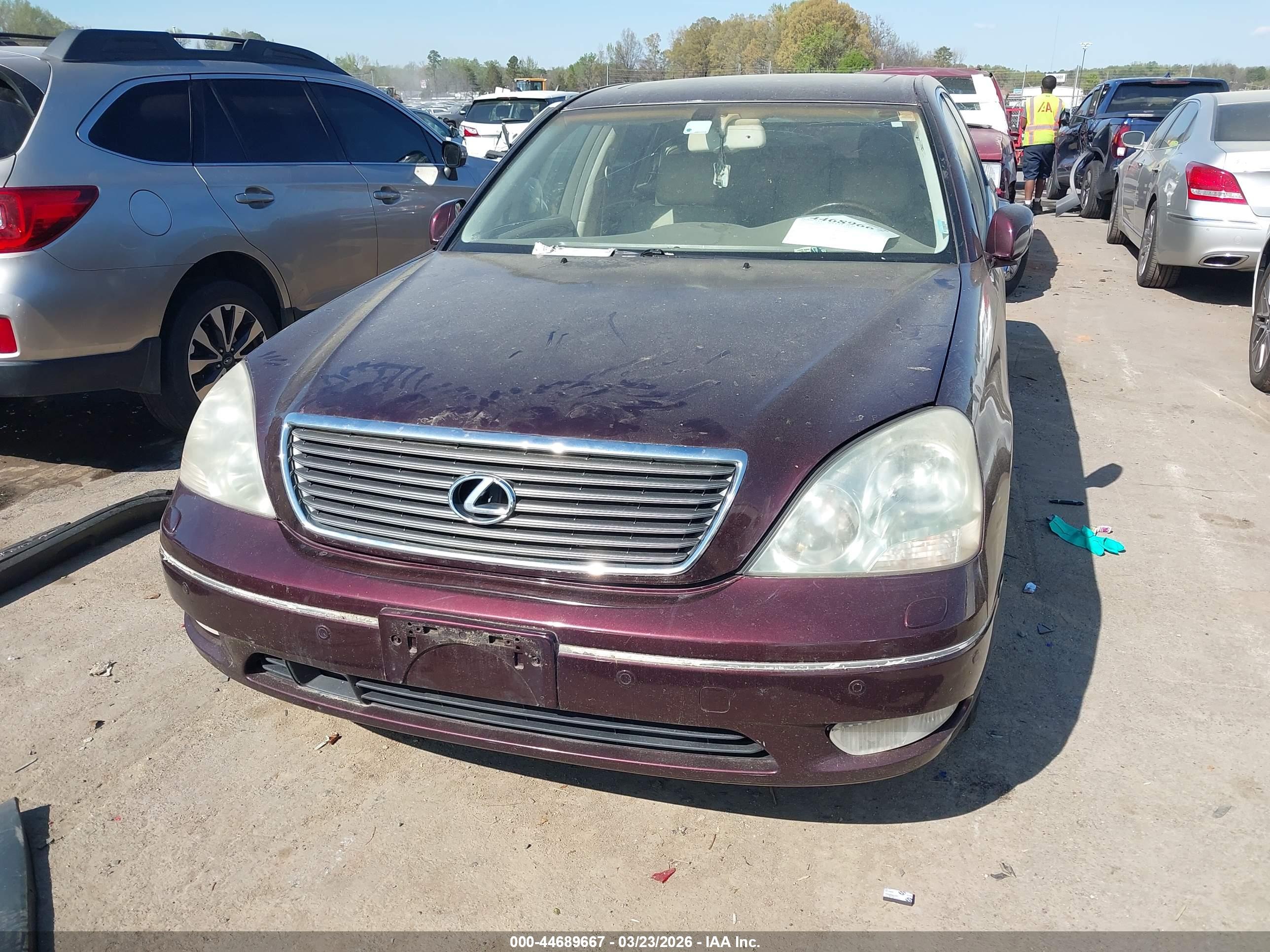 LEXUS LS image 6