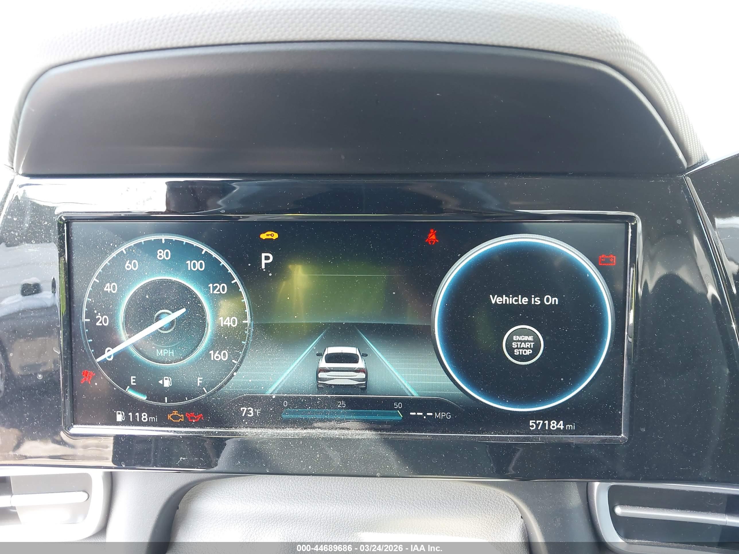 HYUNDAI ELANTRA image 7
