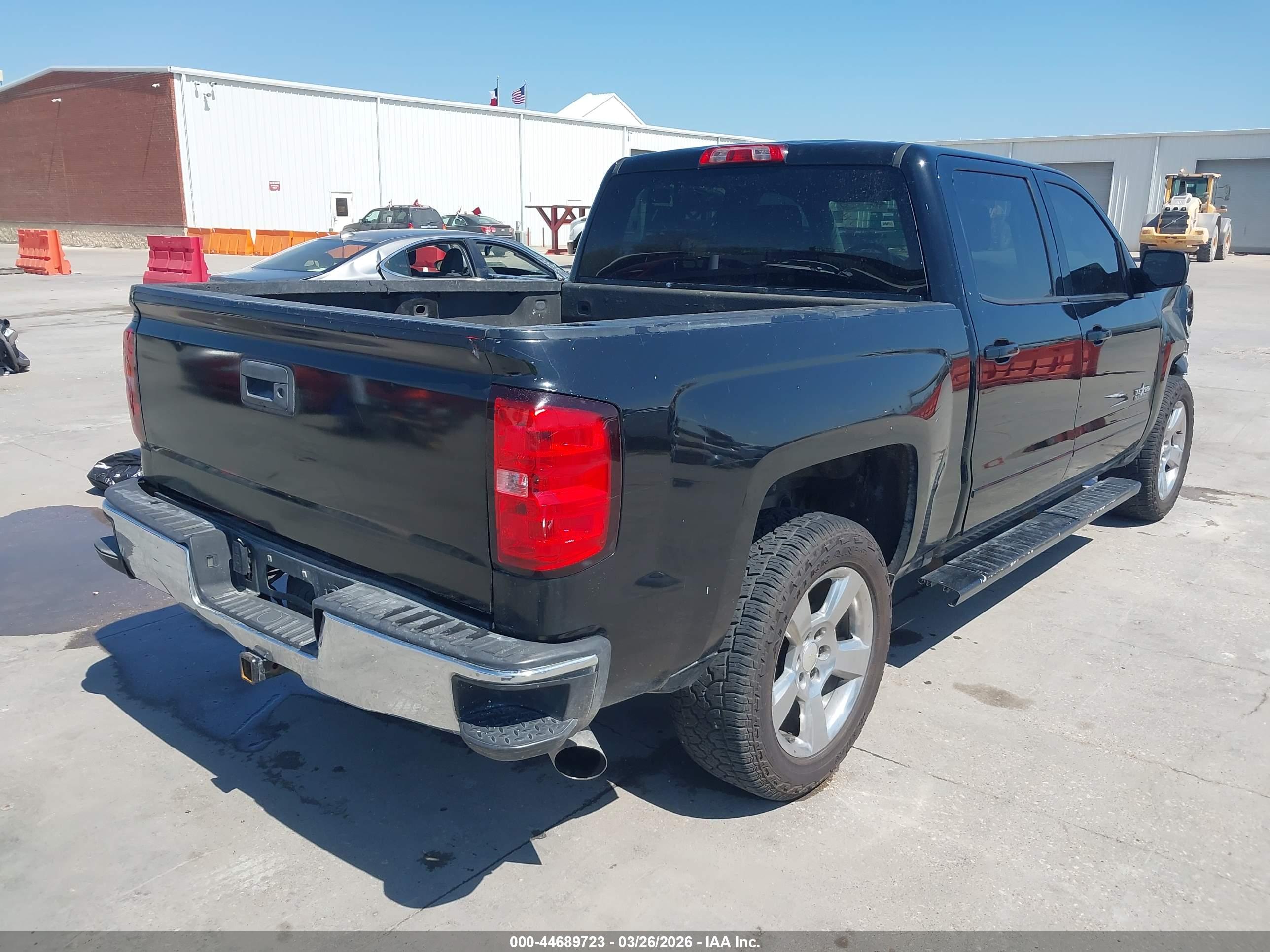 CHEVROLET SILVERADO image 4