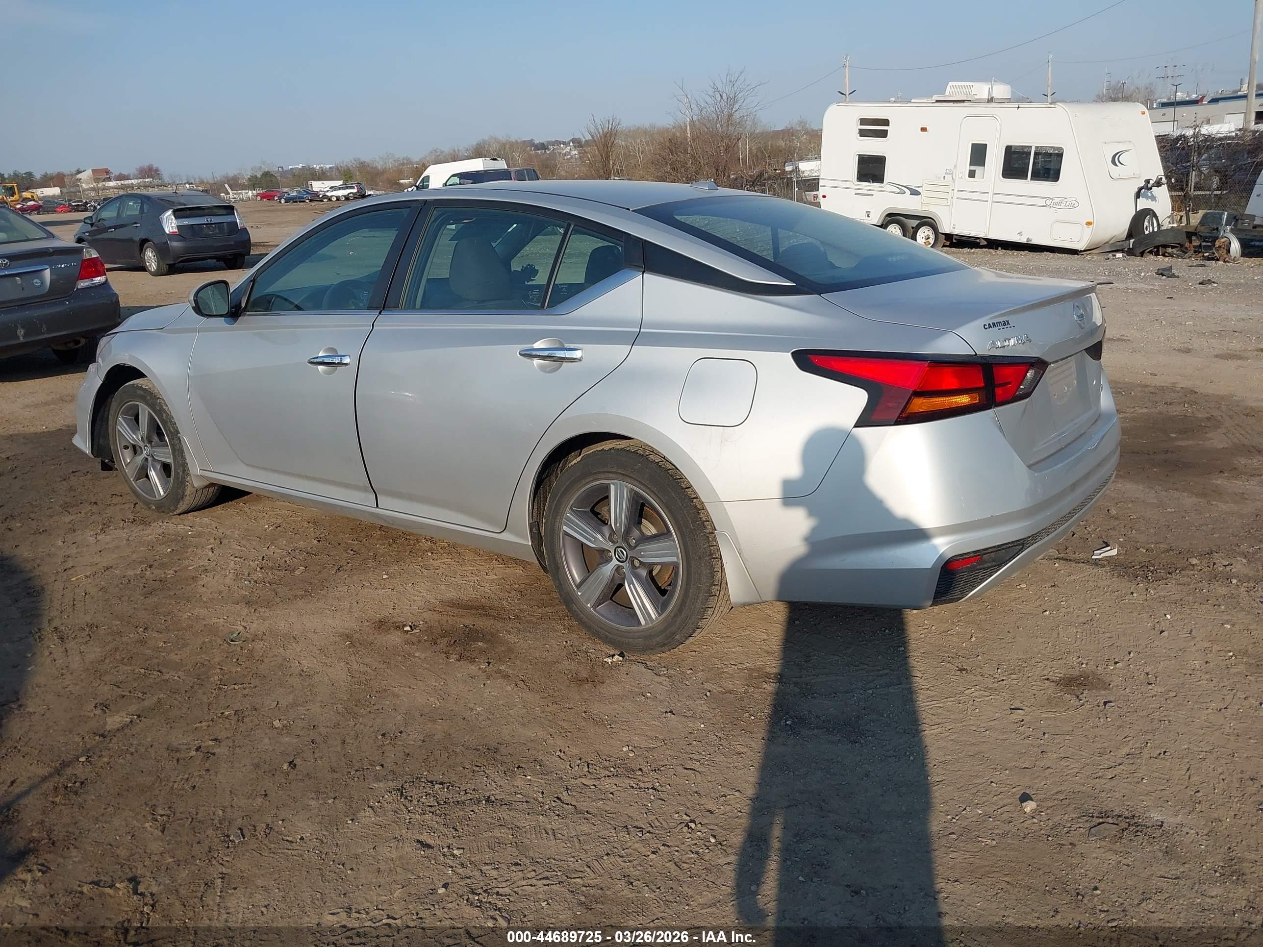 NISSAN ALTIMA image 3