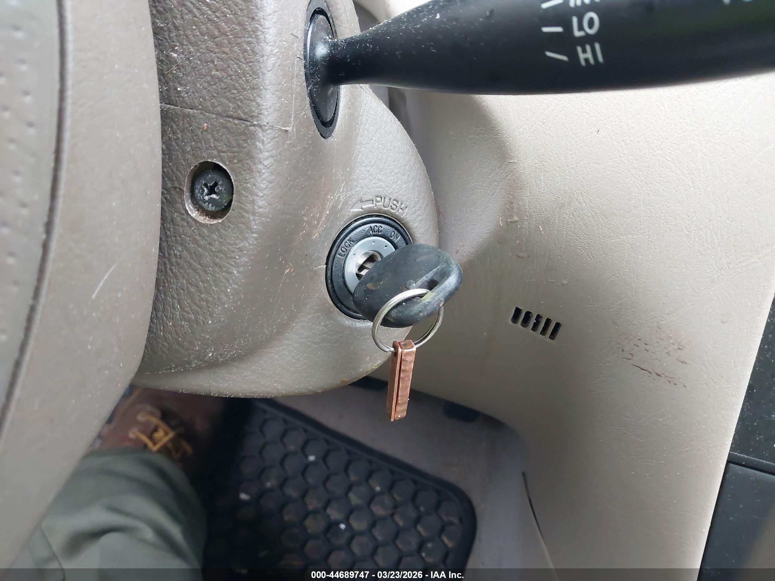 TOYOTA COROLLA image 11